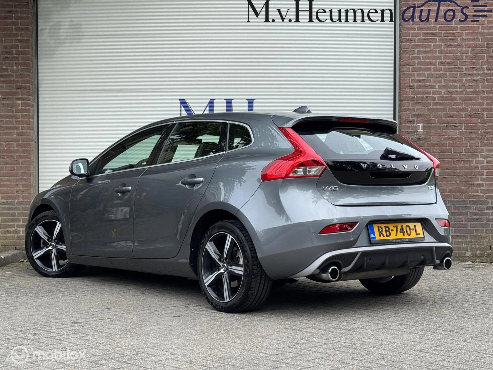 Hoofdafbeelding Volvo V40