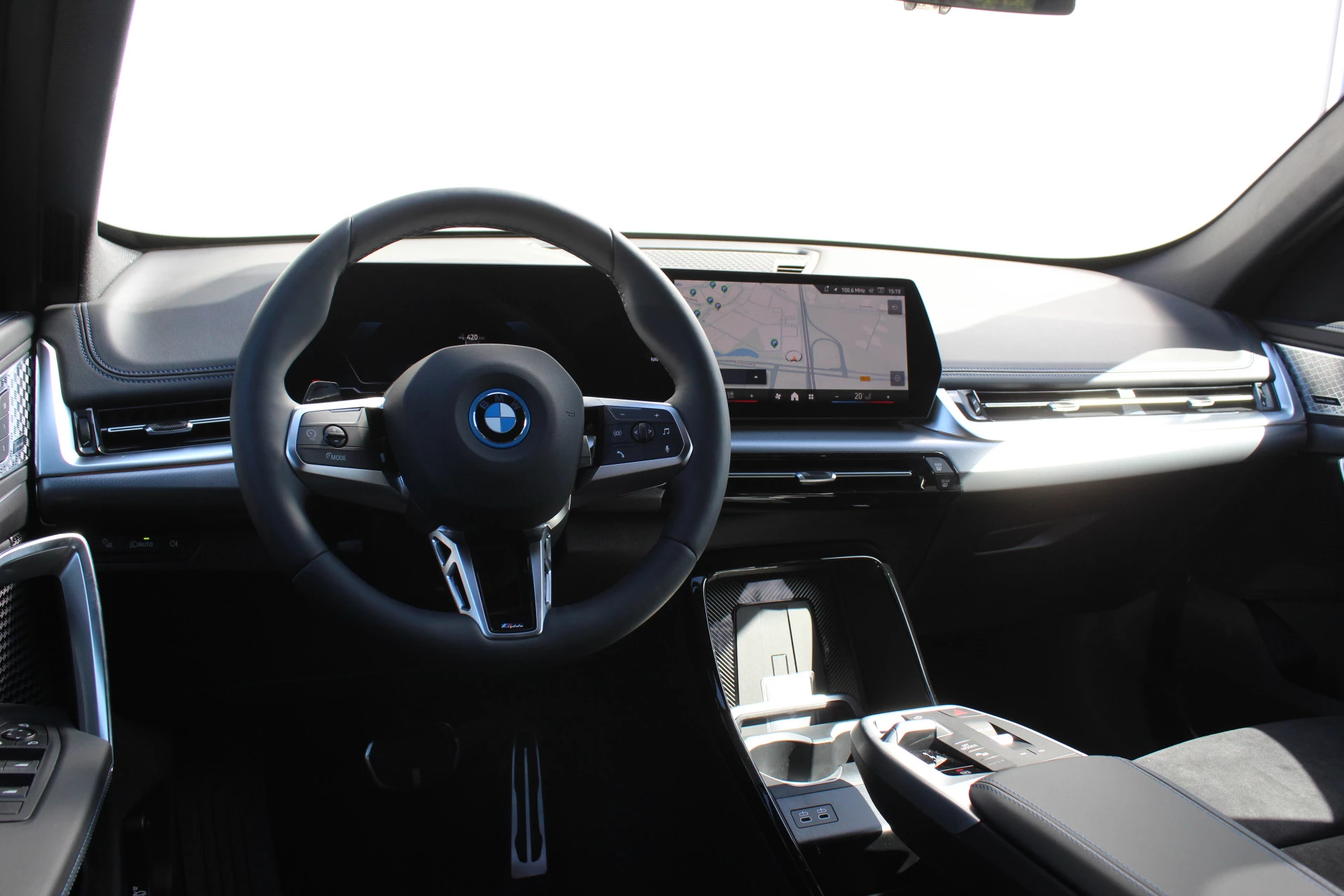 Hoofdafbeelding BMW iX1