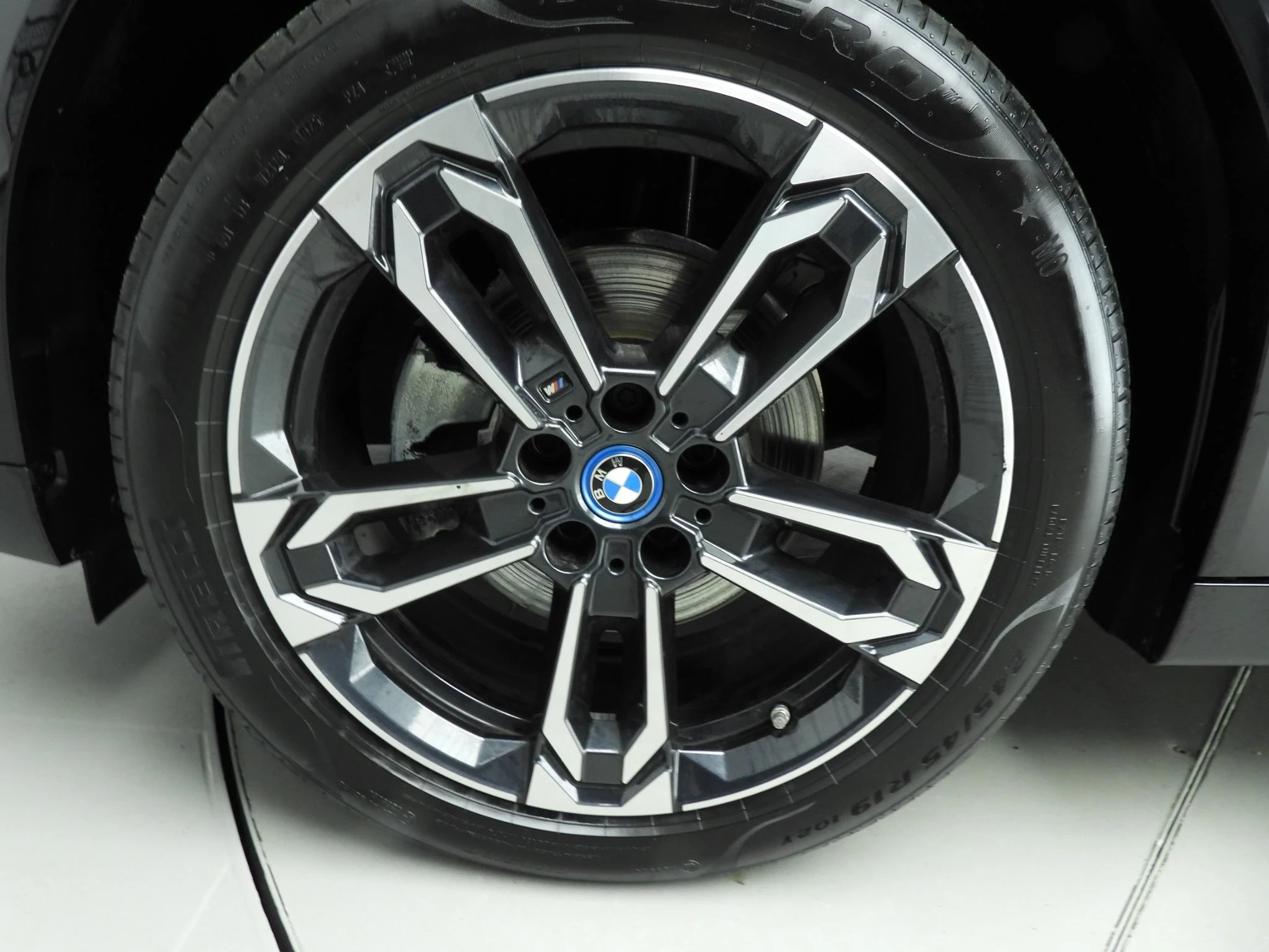Hoofdafbeelding BMW iX2