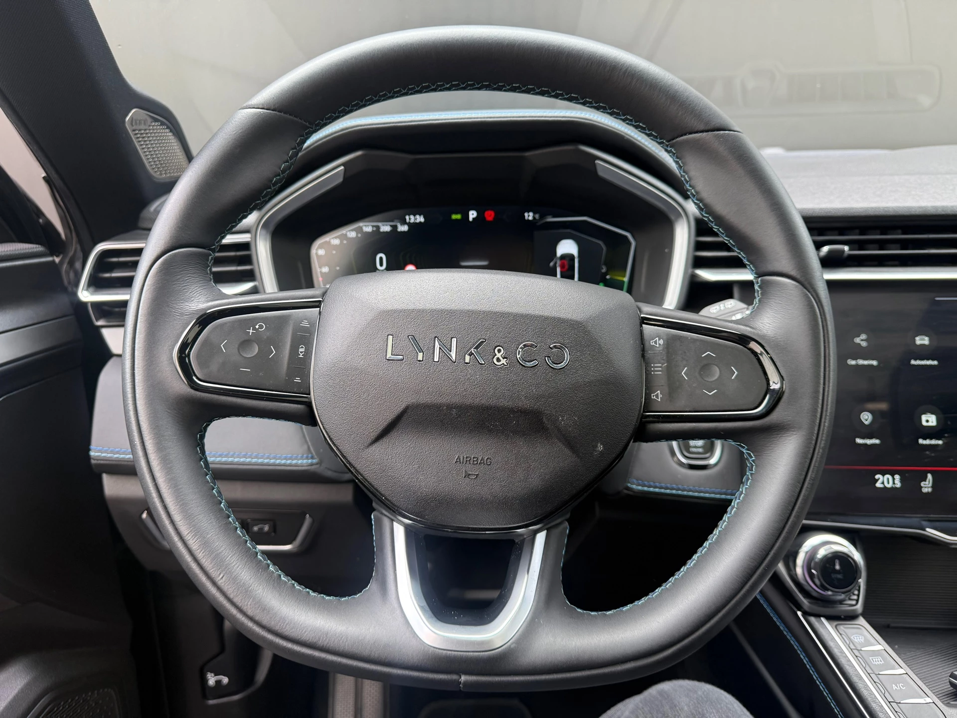 Hoofdafbeelding Lynk & Co 01