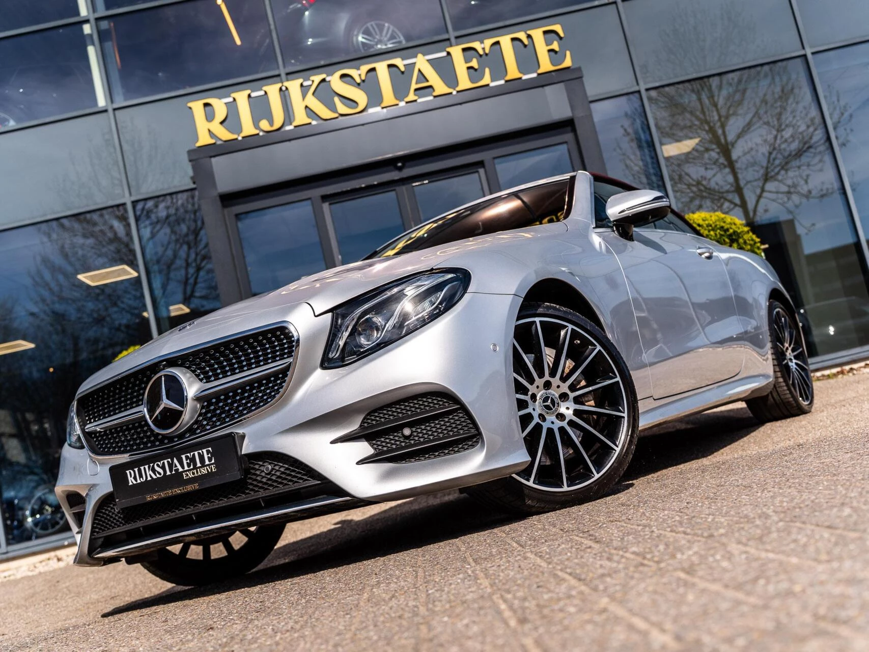 Hoofdafbeelding Mercedes-Benz E-Klasse