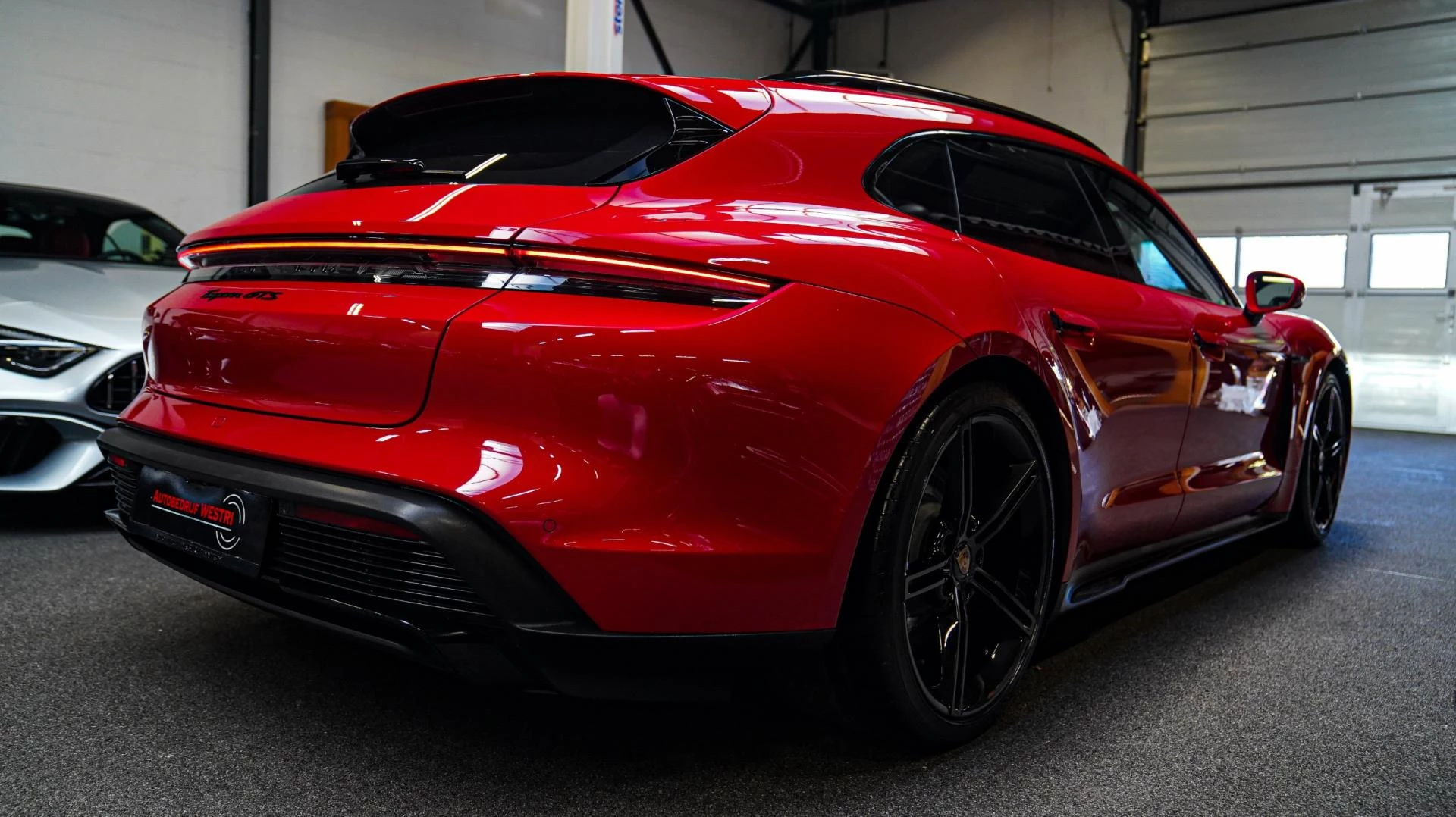 Hoofdafbeelding Porsche Taycan