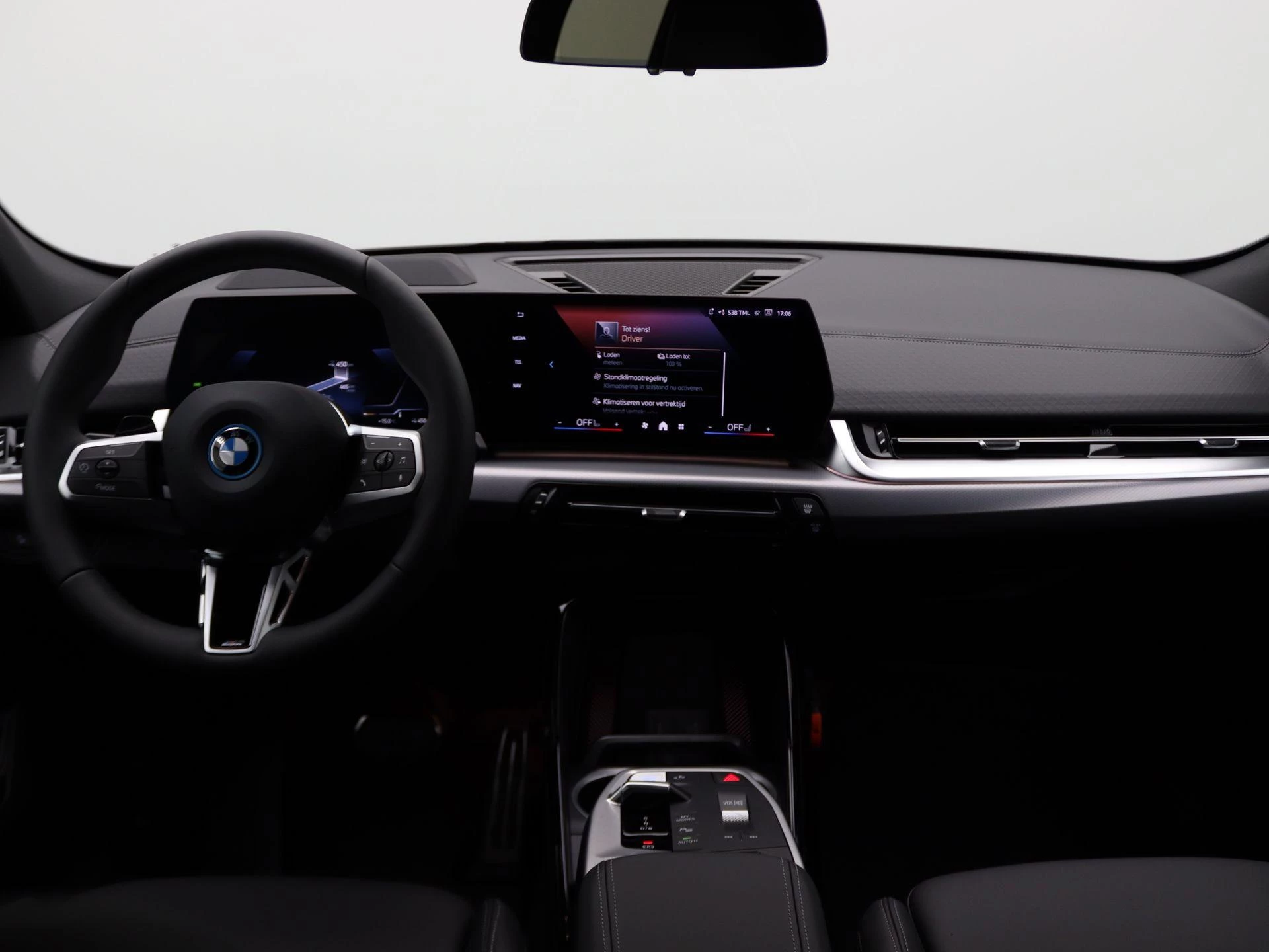 Hoofdafbeelding BMW iX2