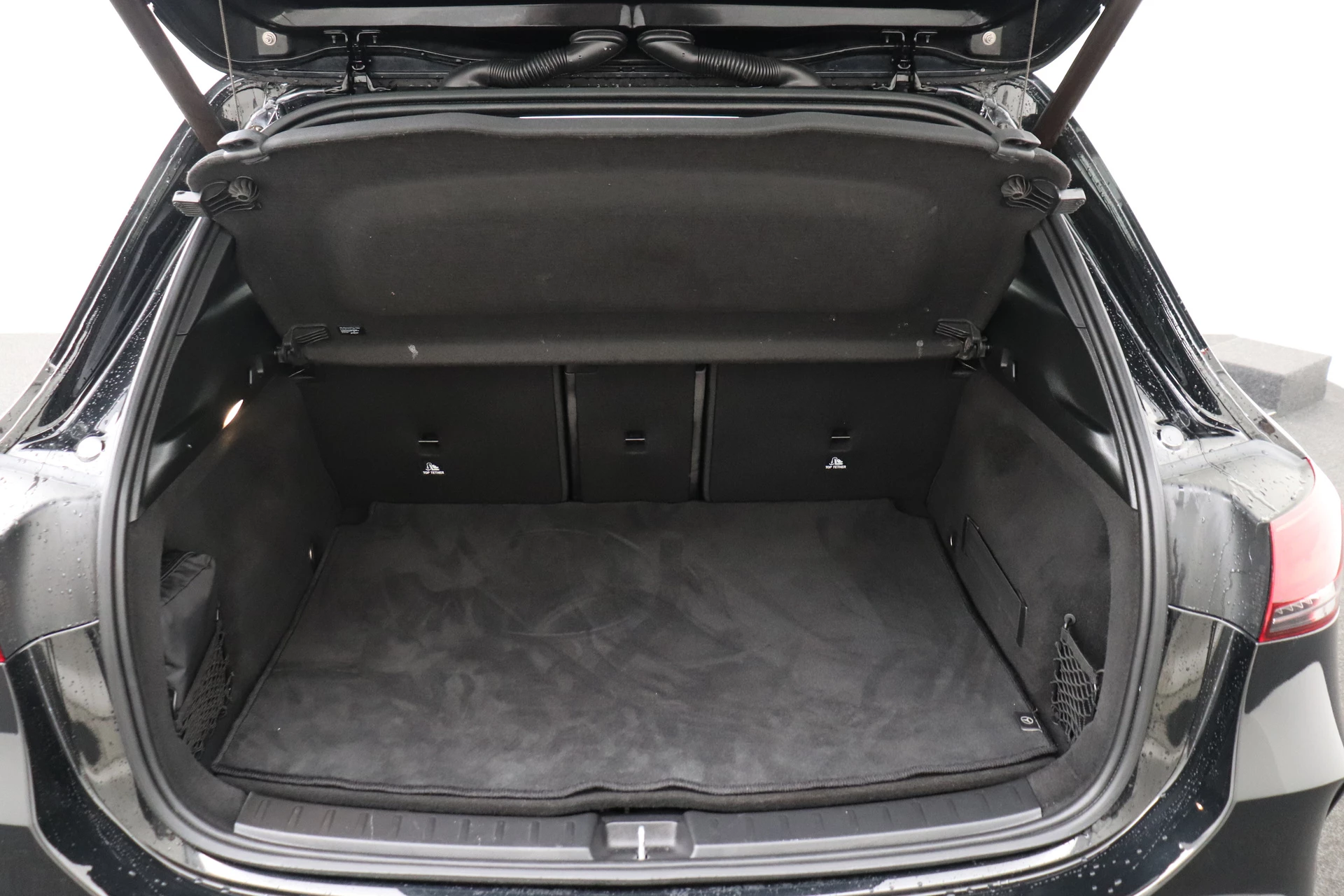 Hoofdafbeelding Mercedes-Benz EQA