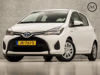 Hoofdafbeelding Toyota Yaris Toyota Yaris 1.5 Hybrid Sport Automaat (NAVIGATIE, CLIMATE, CAMERA, CRUISE, SPORTSTOELEN, LED KOPLAMPEN, NIEUWE APK, NIEUWSTAAT)