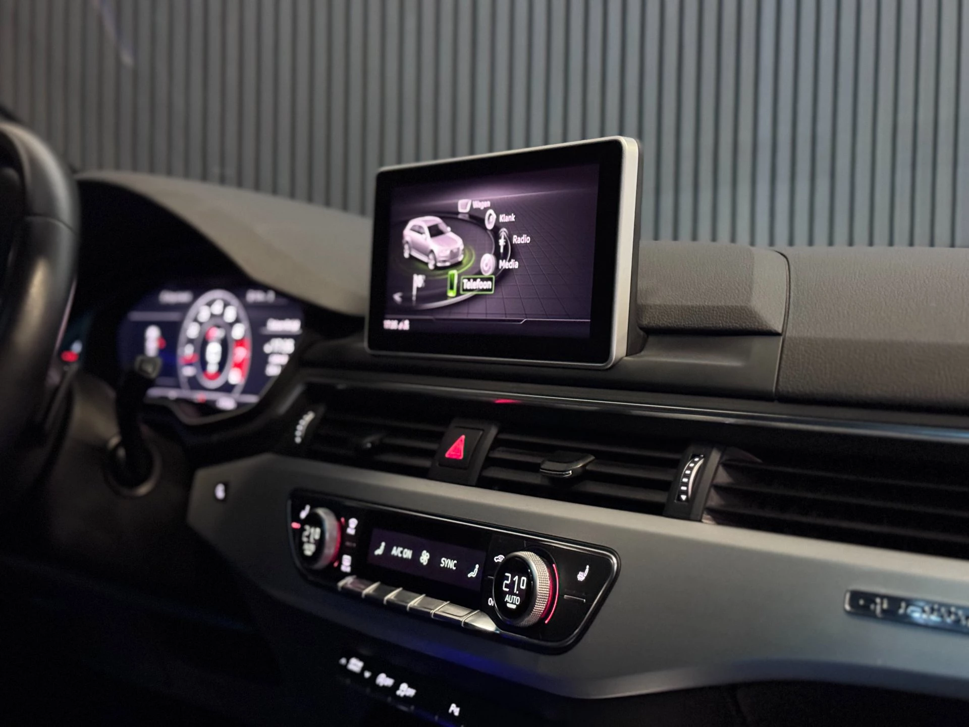 Hoofdafbeelding Audi S4