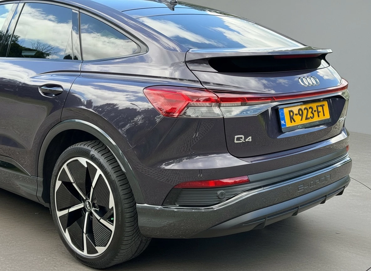 Hoofdafbeelding Audi Q4 Sportback e-tron