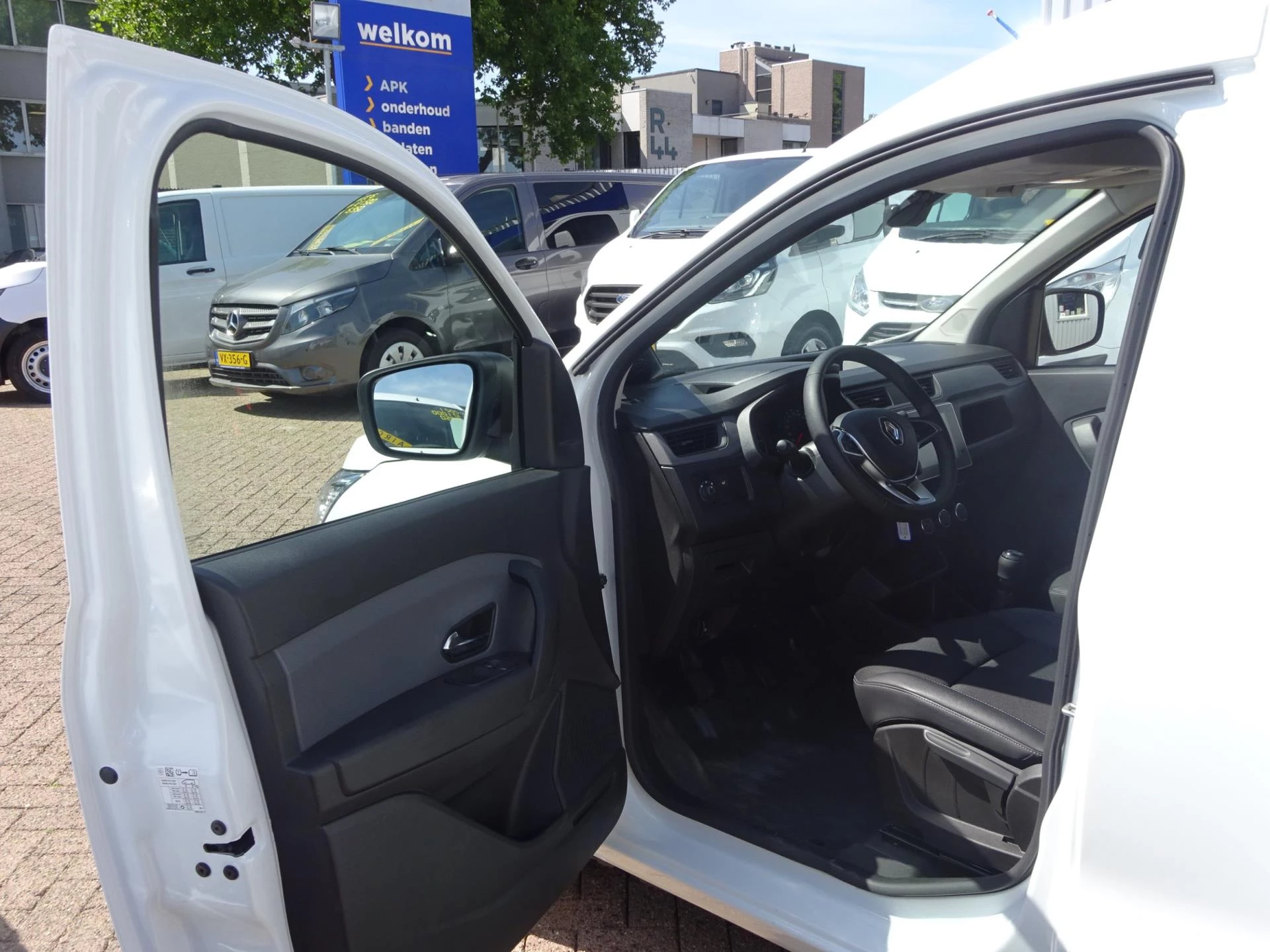 Hoofdafbeelding Renault Express