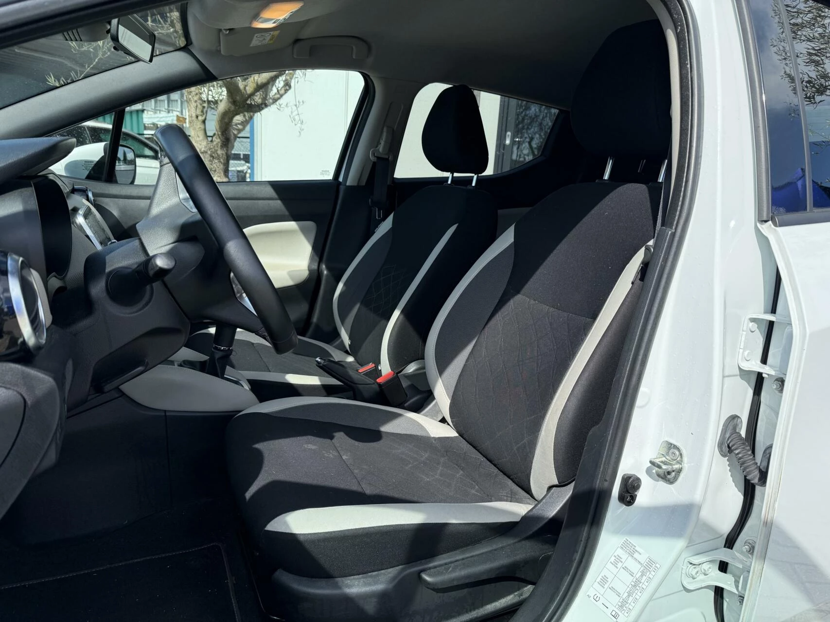 Hoofdafbeelding Nissan Micra