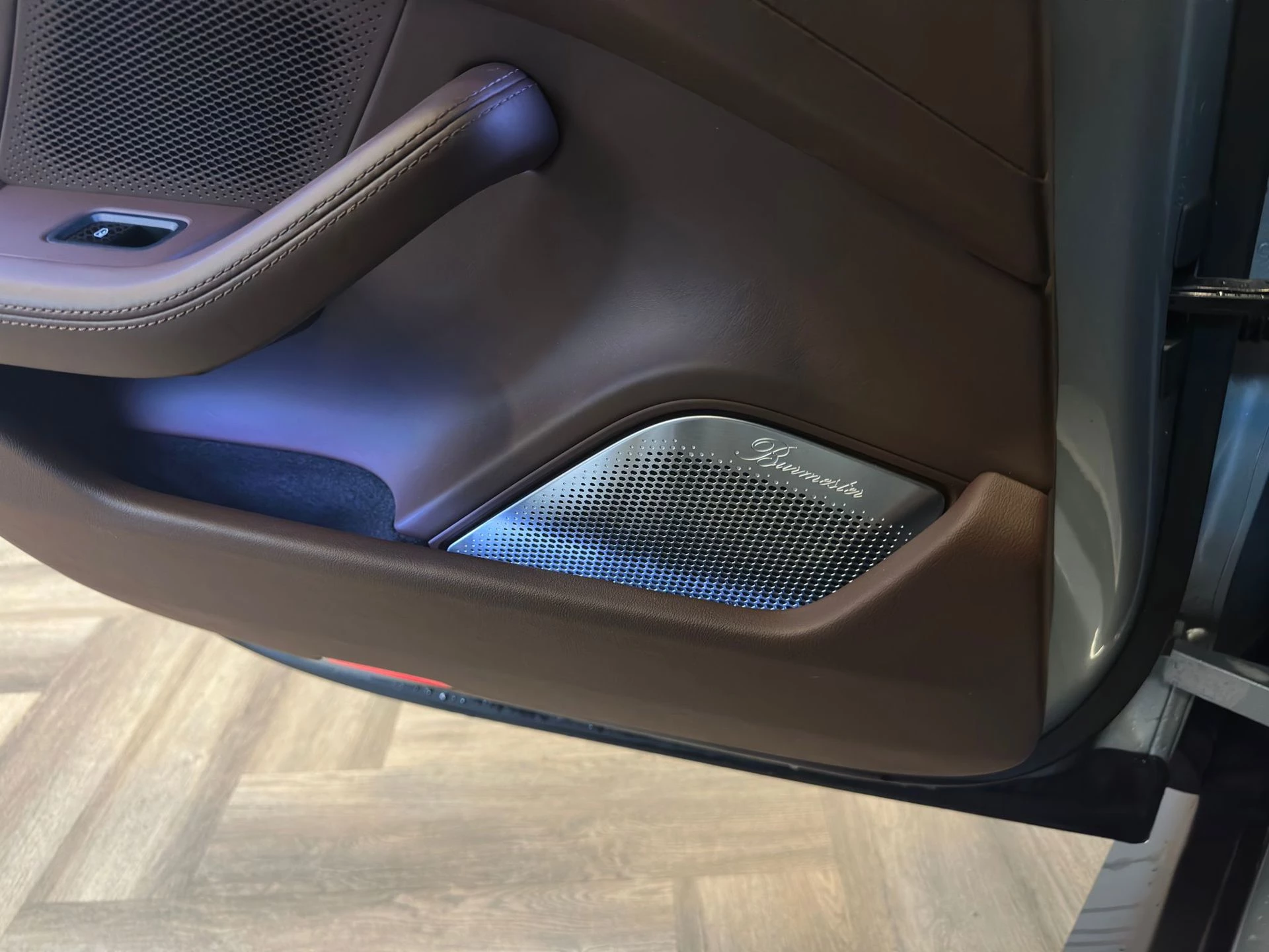 Hoofdafbeelding Porsche Taycan