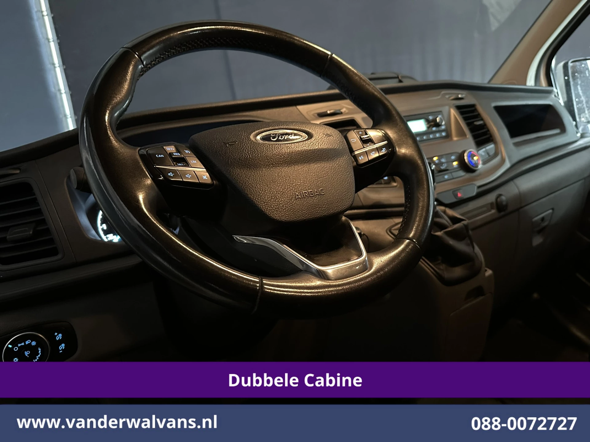 Hoofdafbeelding Ford Transit Custom