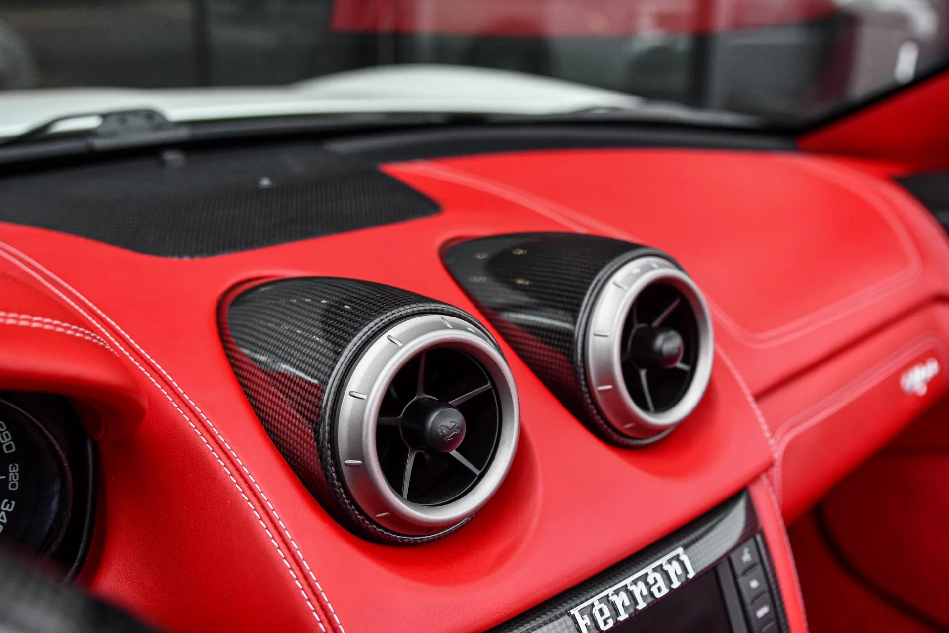 Hoofdafbeelding Ferrari California