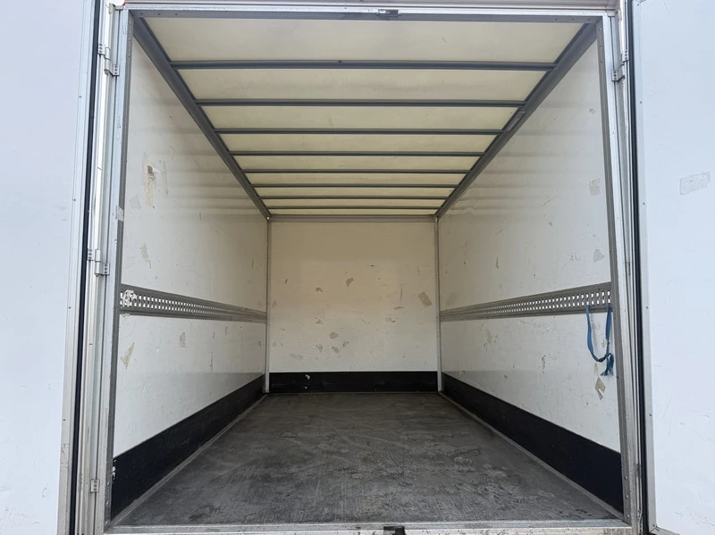 Hoofdafbeelding Renault eMaster