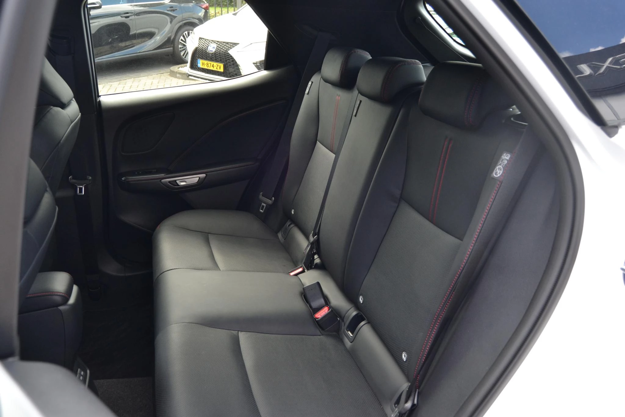 Hoofdafbeelding Lexus LBX