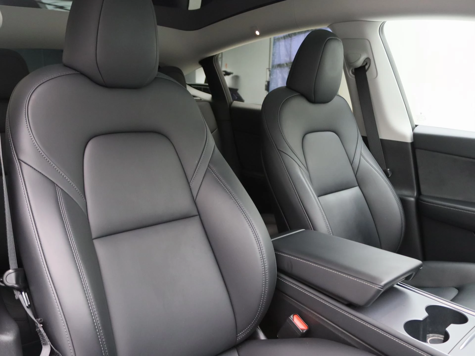 Hoofdafbeelding Tesla Model Y