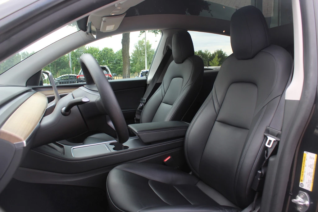 Hoofdafbeelding Tesla Model Y