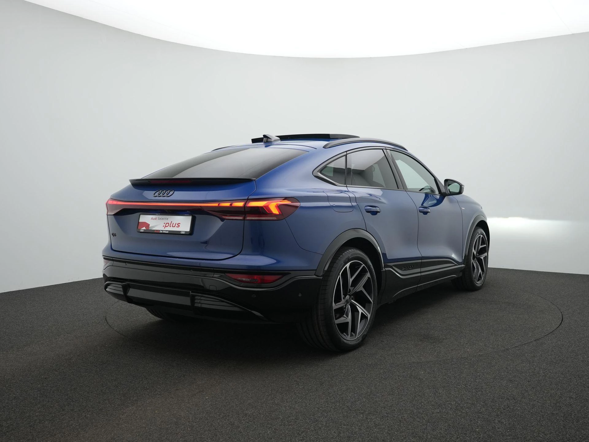 Hoofdafbeelding Audi Q6