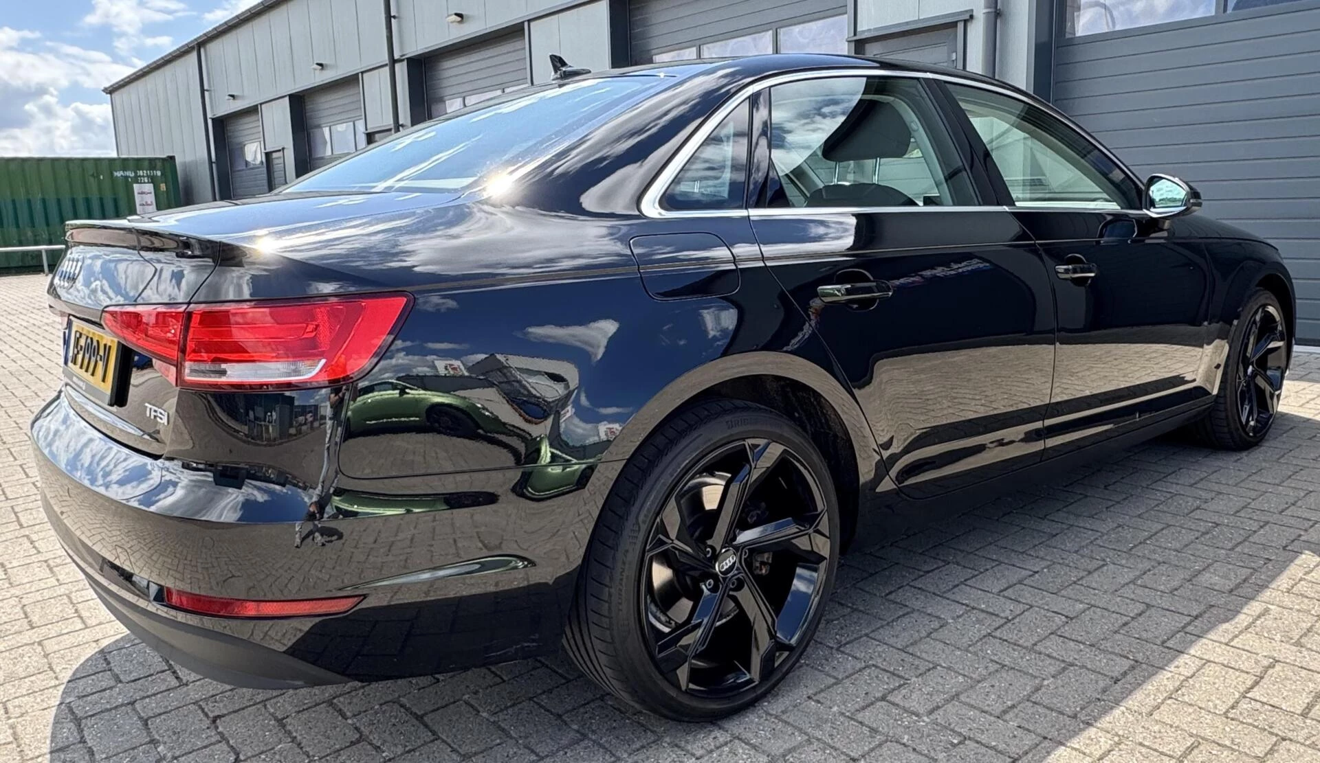 Hoofdafbeelding Audi A4