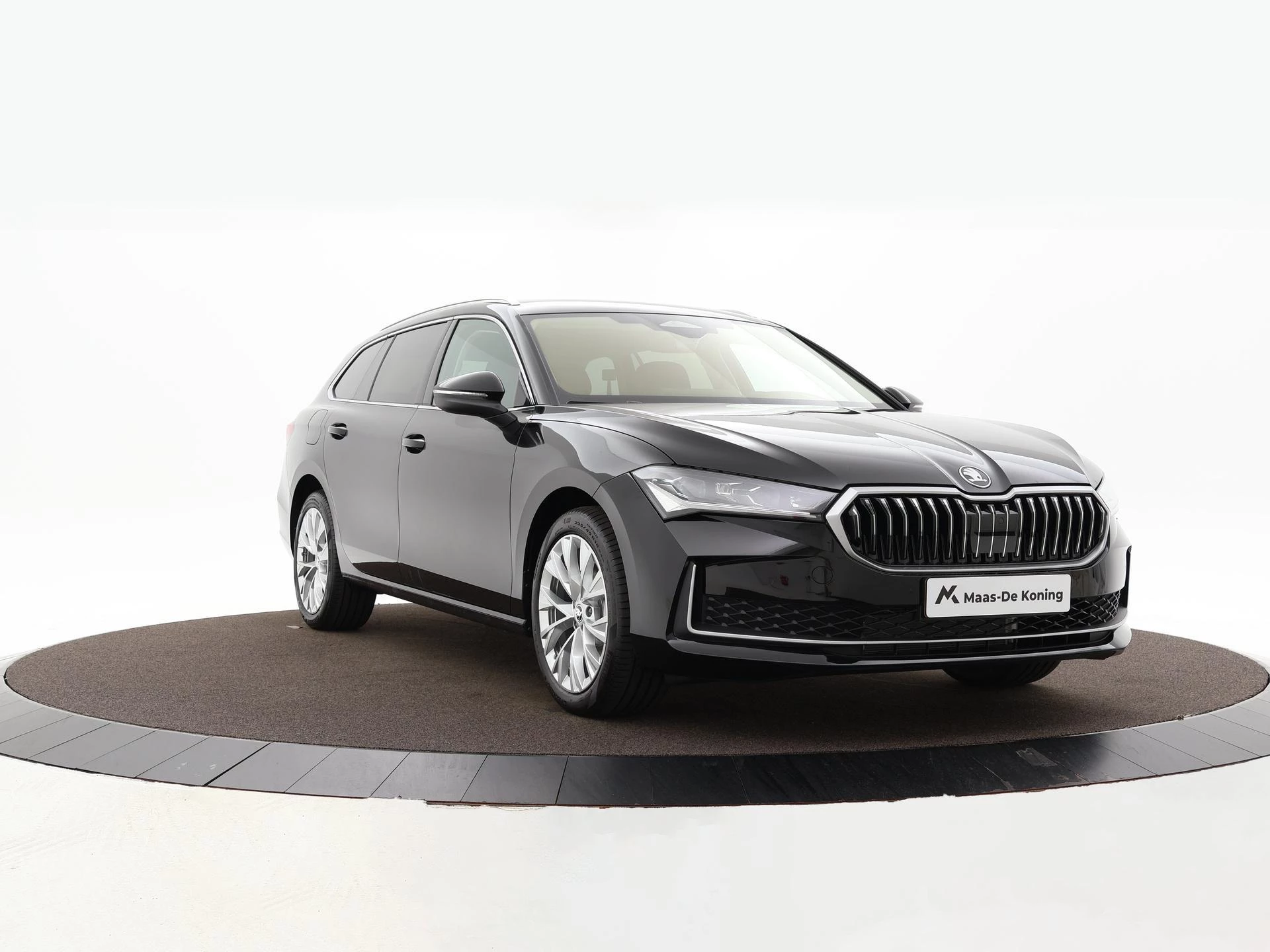Hoofdafbeelding Škoda Superb