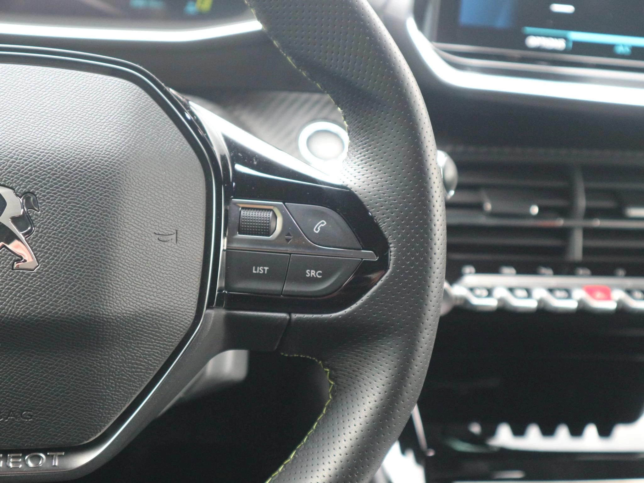 Hoofdafbeelding Peugeot e-208