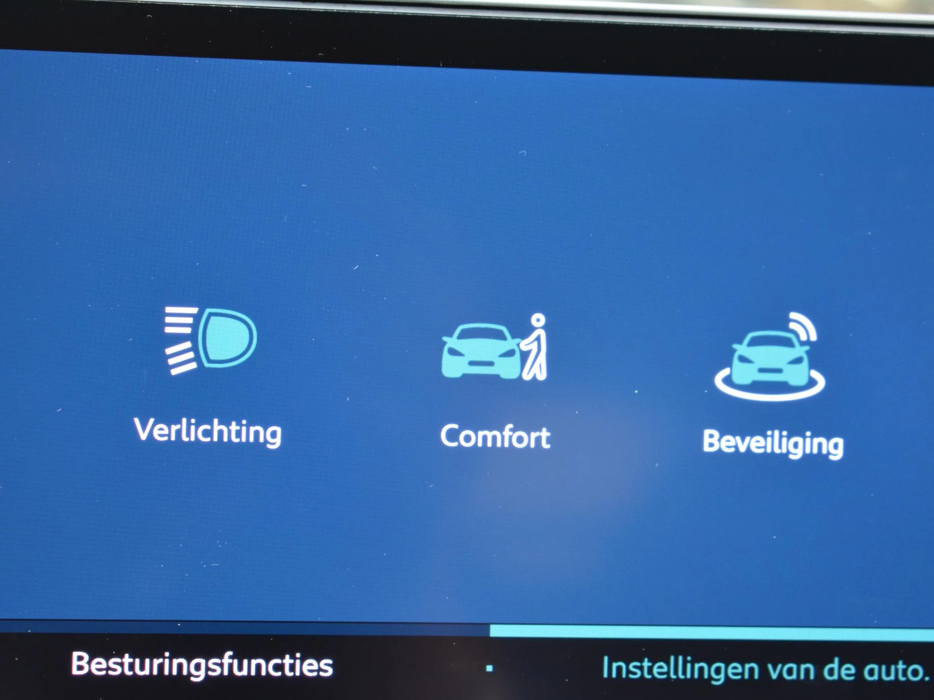 Hoofdafbeelding Citroën ë-C4