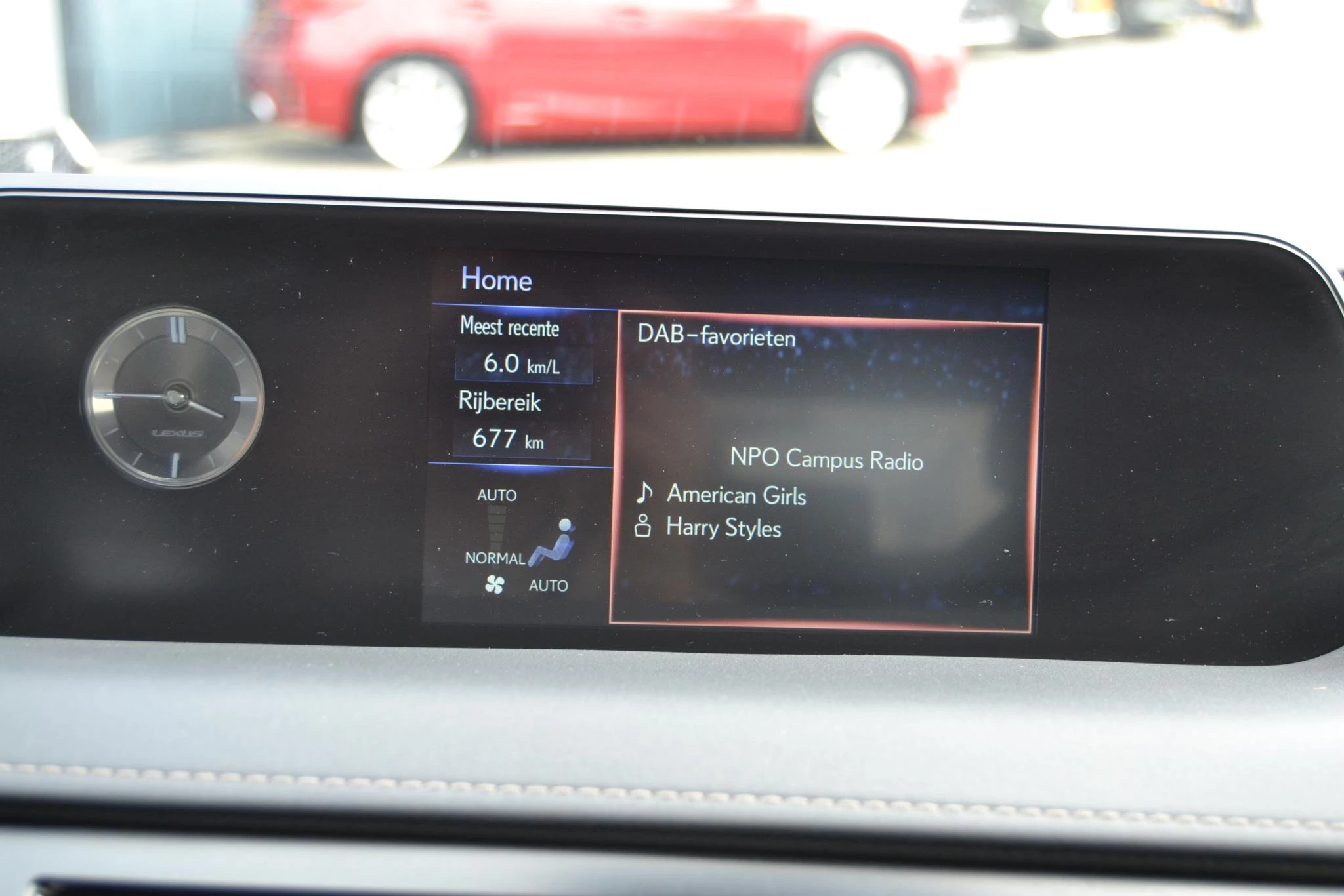 Hoofdafbeelding Lexus UX