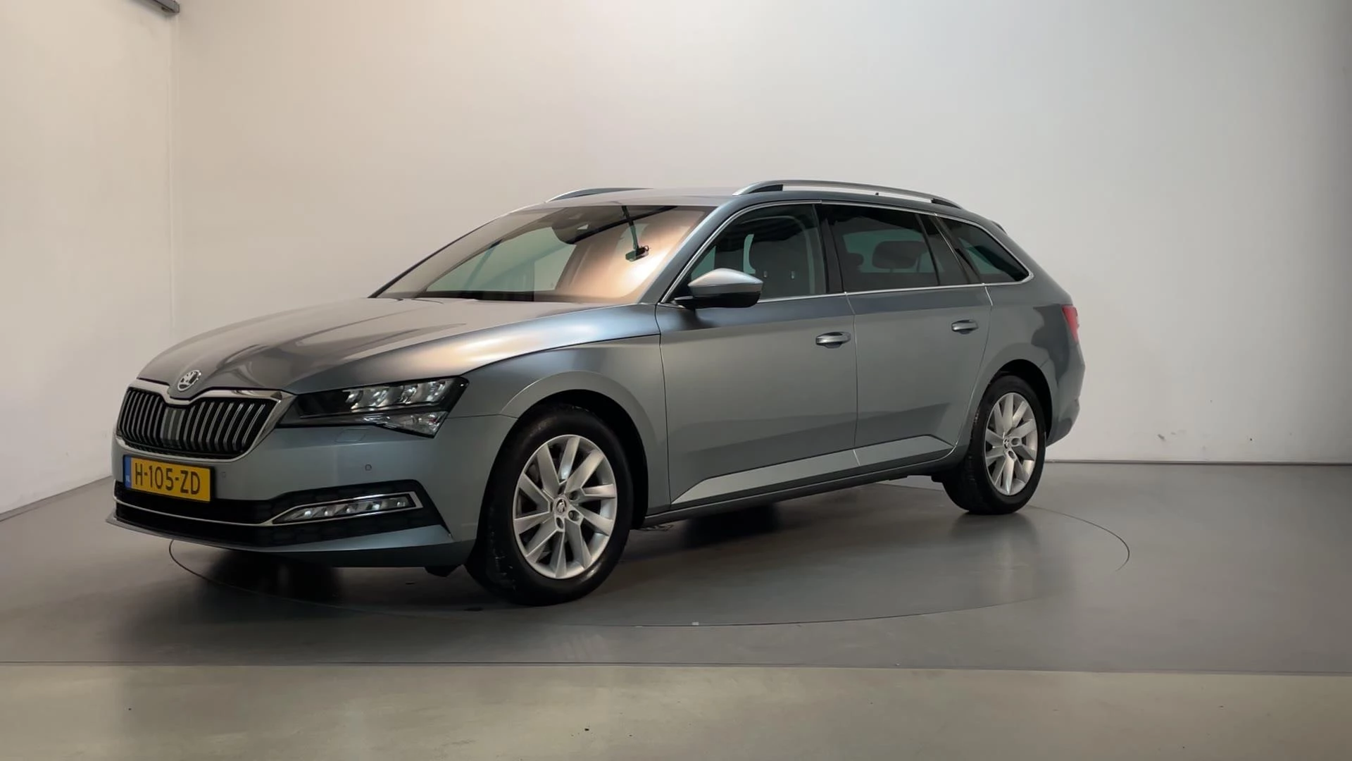 Hoofdafbeelding Škoda Superb
