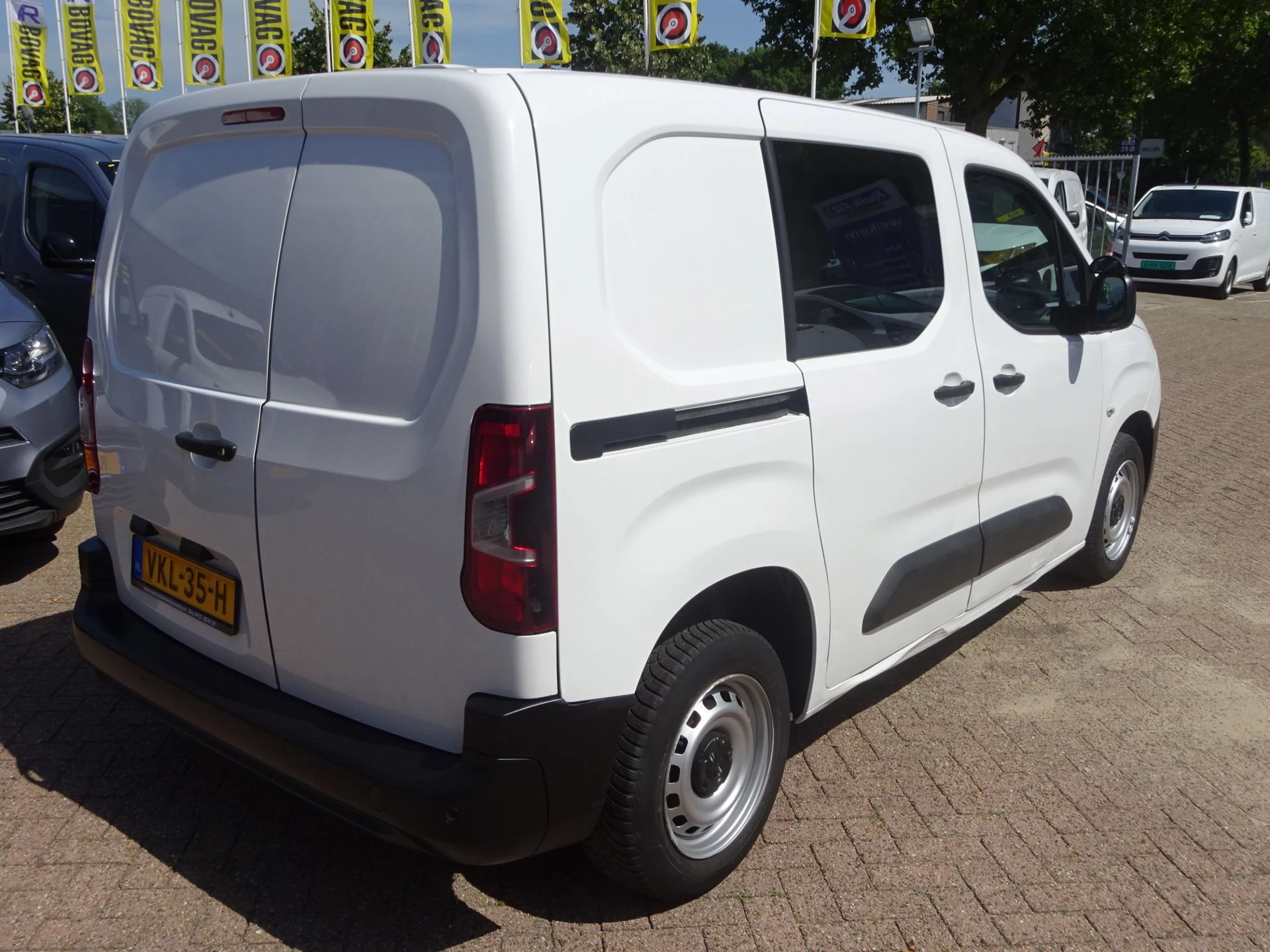 Hoofdafbeelding Peugeot Partner