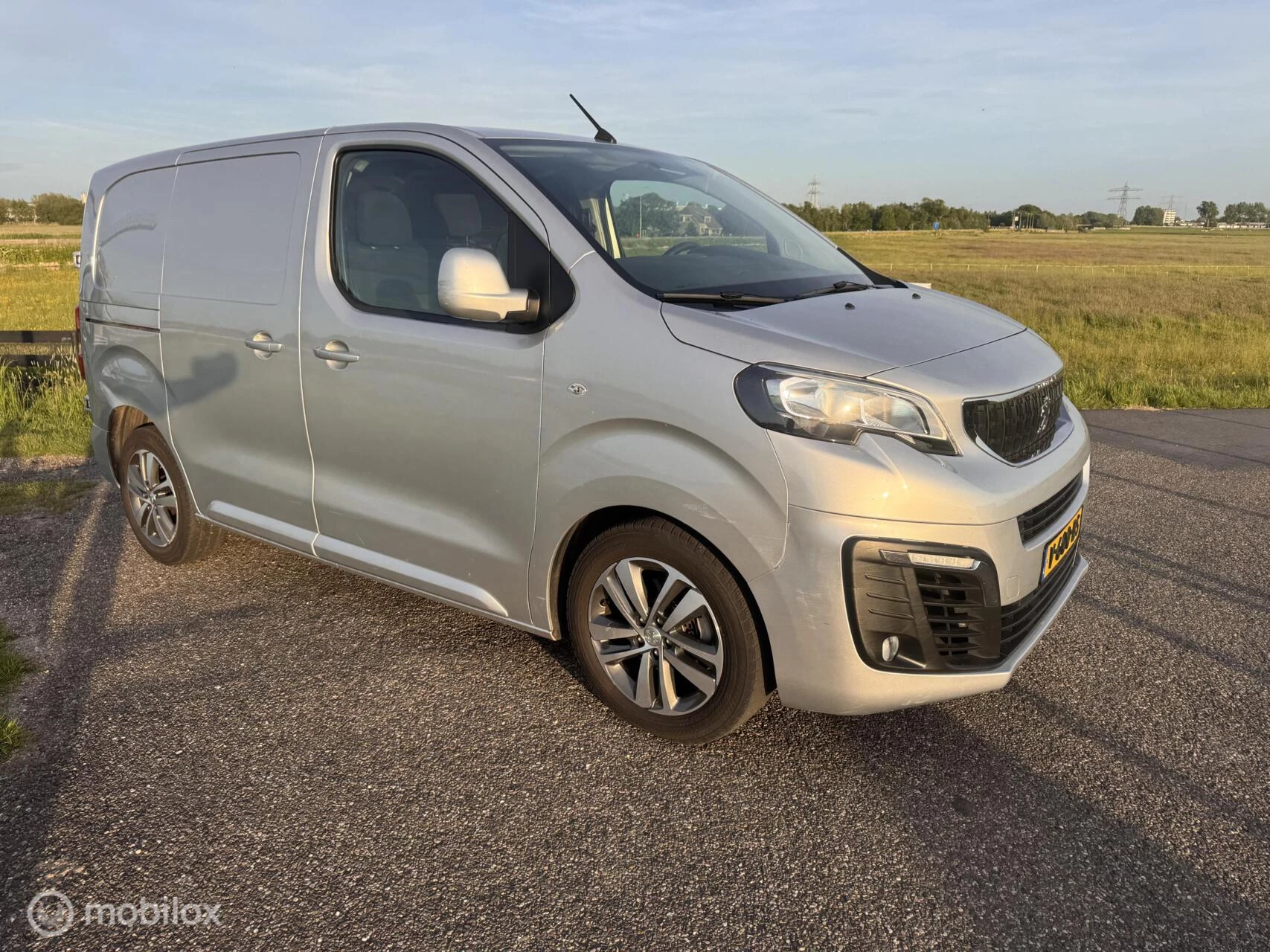 Hoofdafbeelding Peugeot Expert