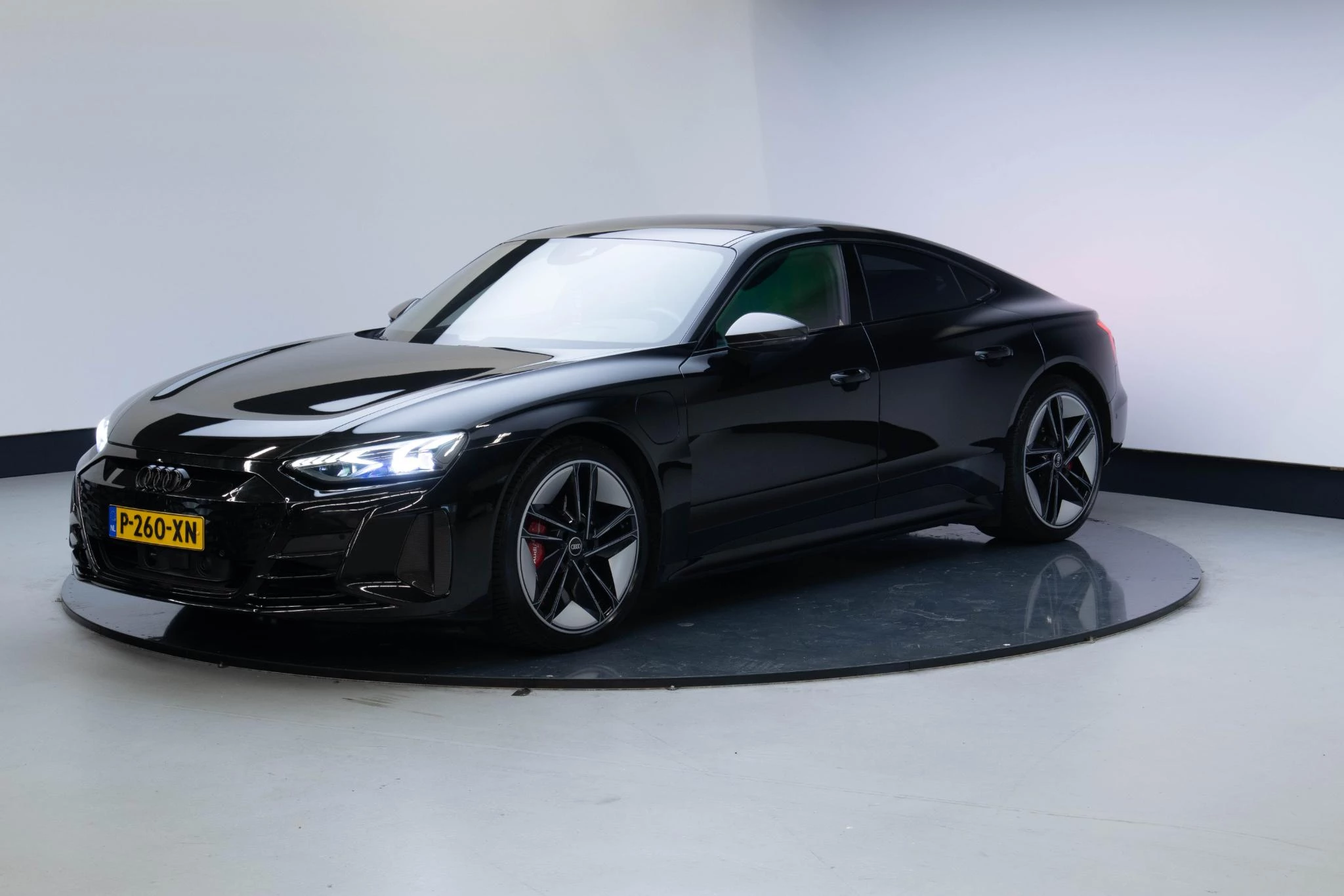 Hoofdafbeelding Audi e-tron GT