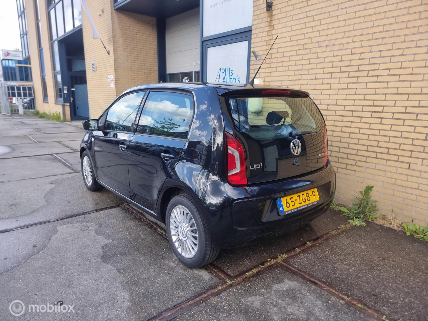 Hoofdafbeelding Volkswagen up!