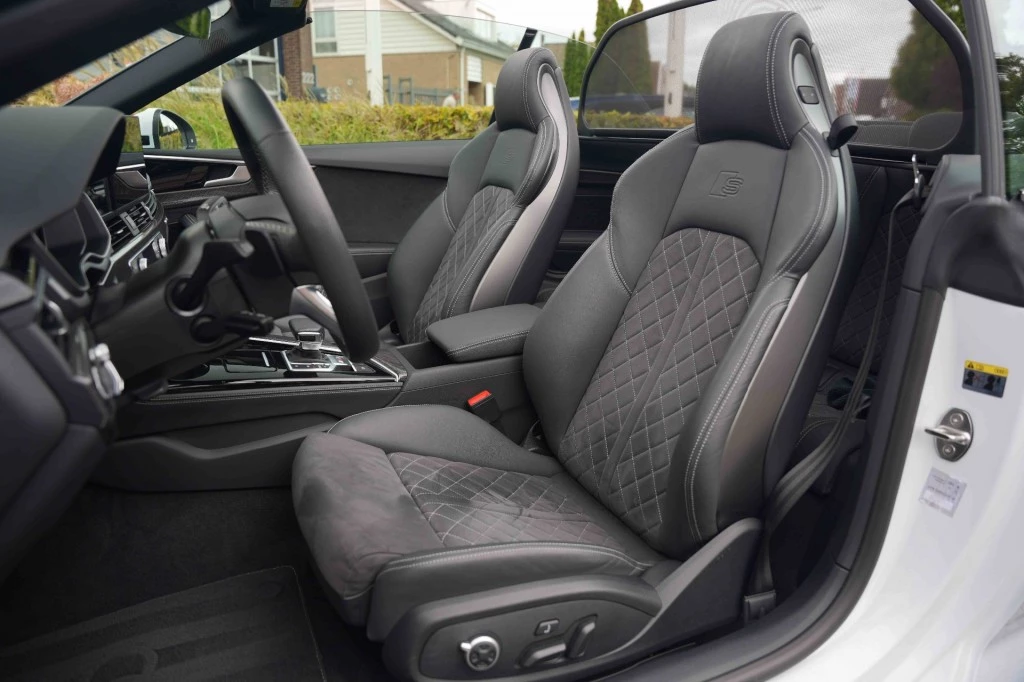 Hoofdafbeelding Audi S5