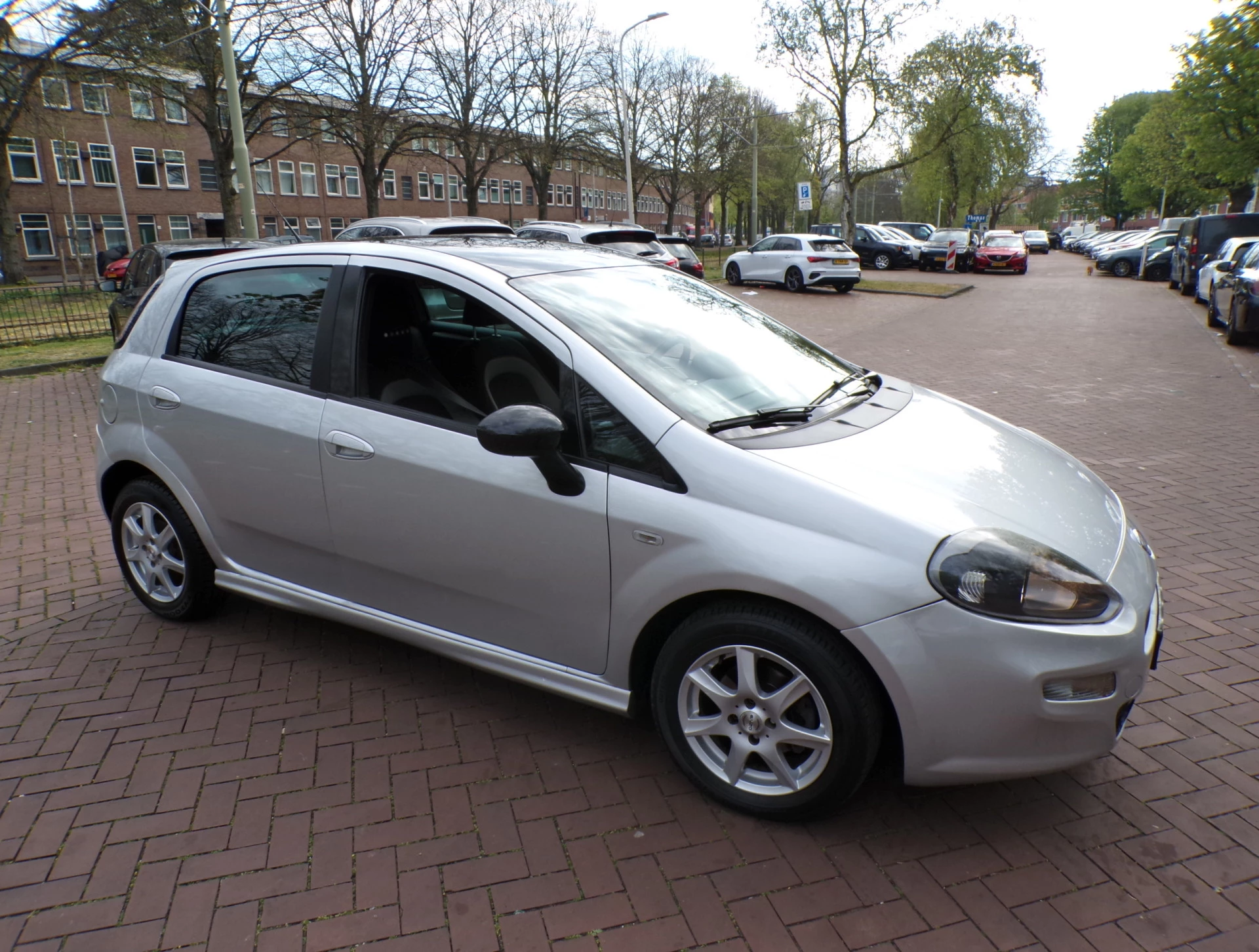 Hoofdafbeelding Fiat Punto