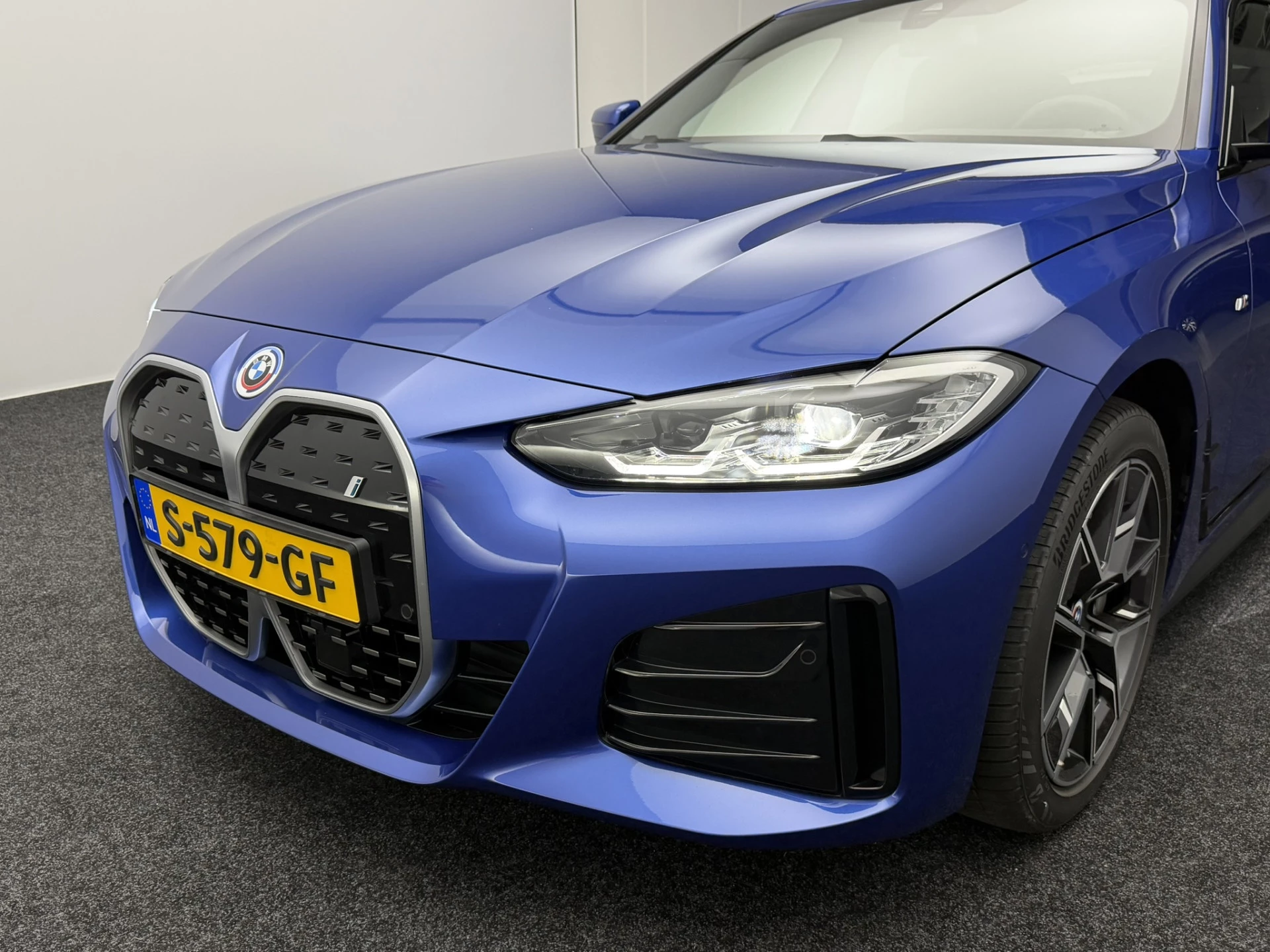 Hoofdafbeelding BMW i4