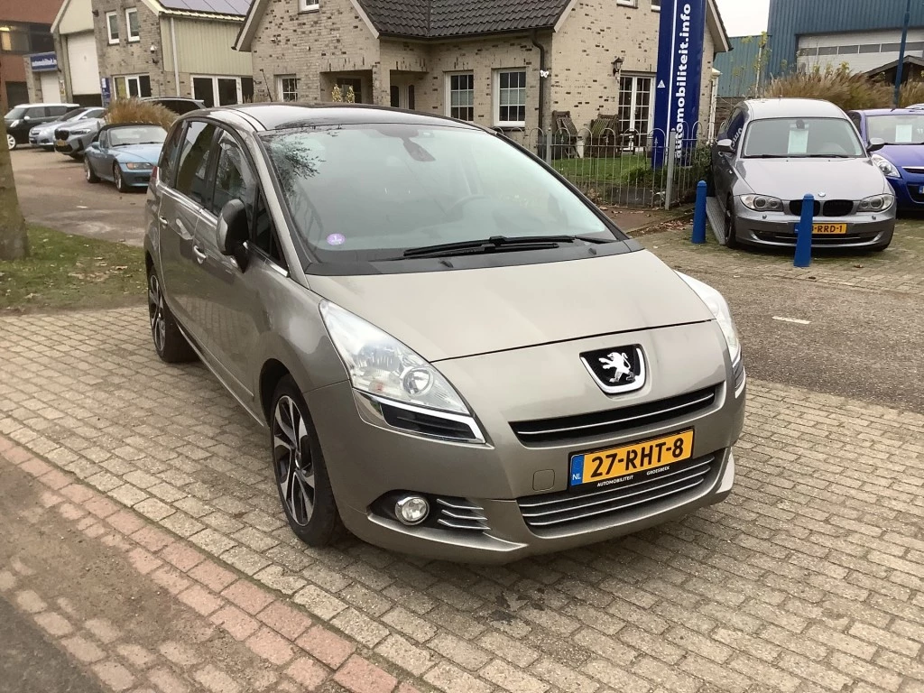 Hoofdafbeelding Peugeot 5008