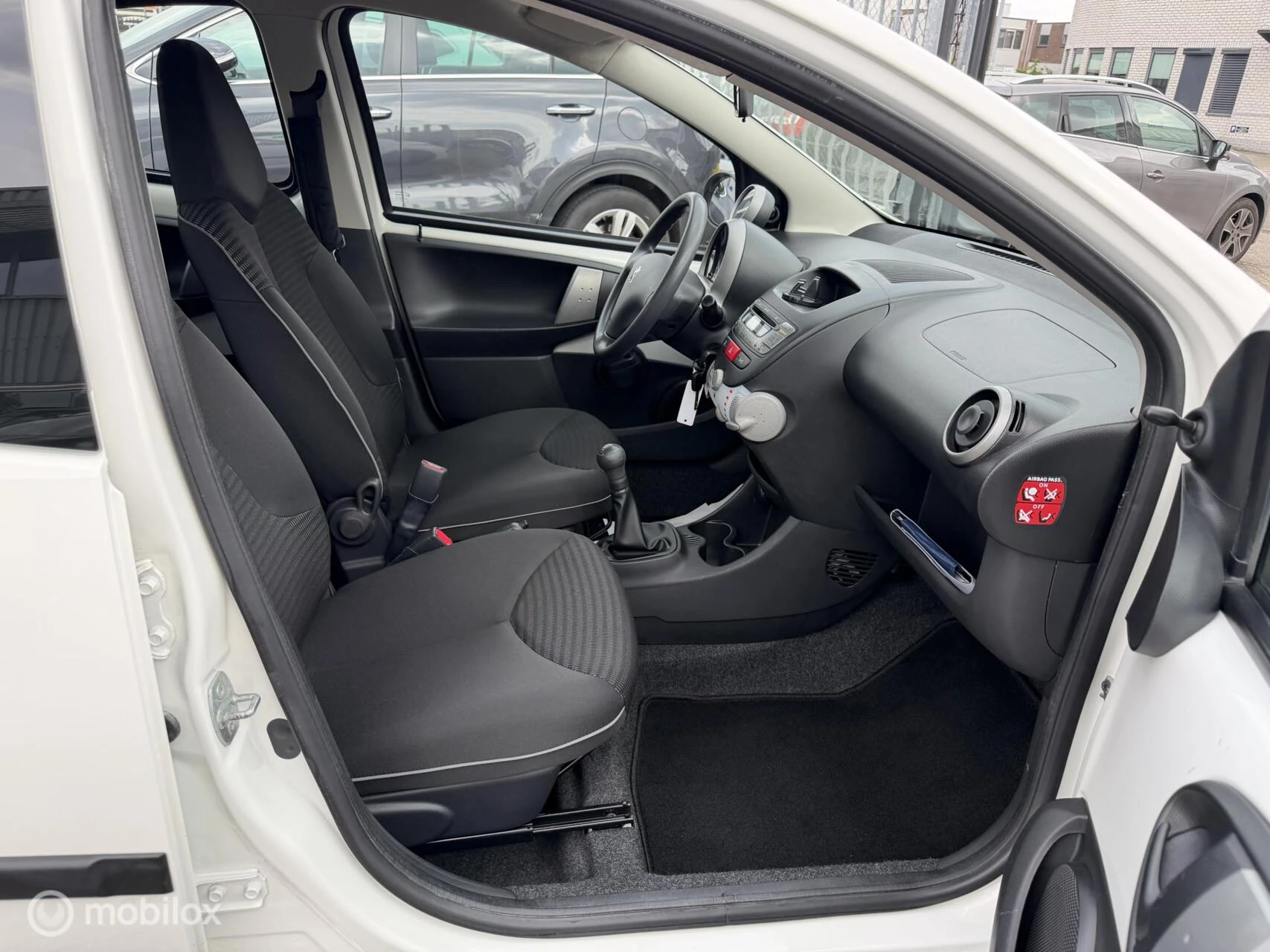 Hoofdafbeelding Peugeot 107