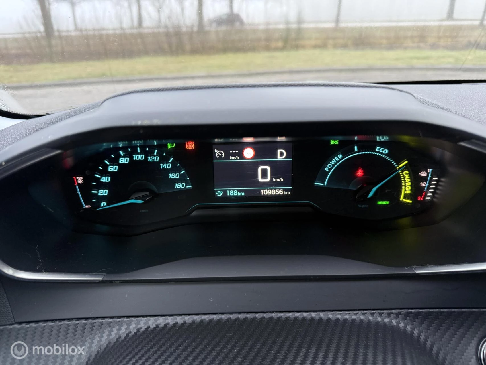 Hoofdafbeelding Peugeot e-208