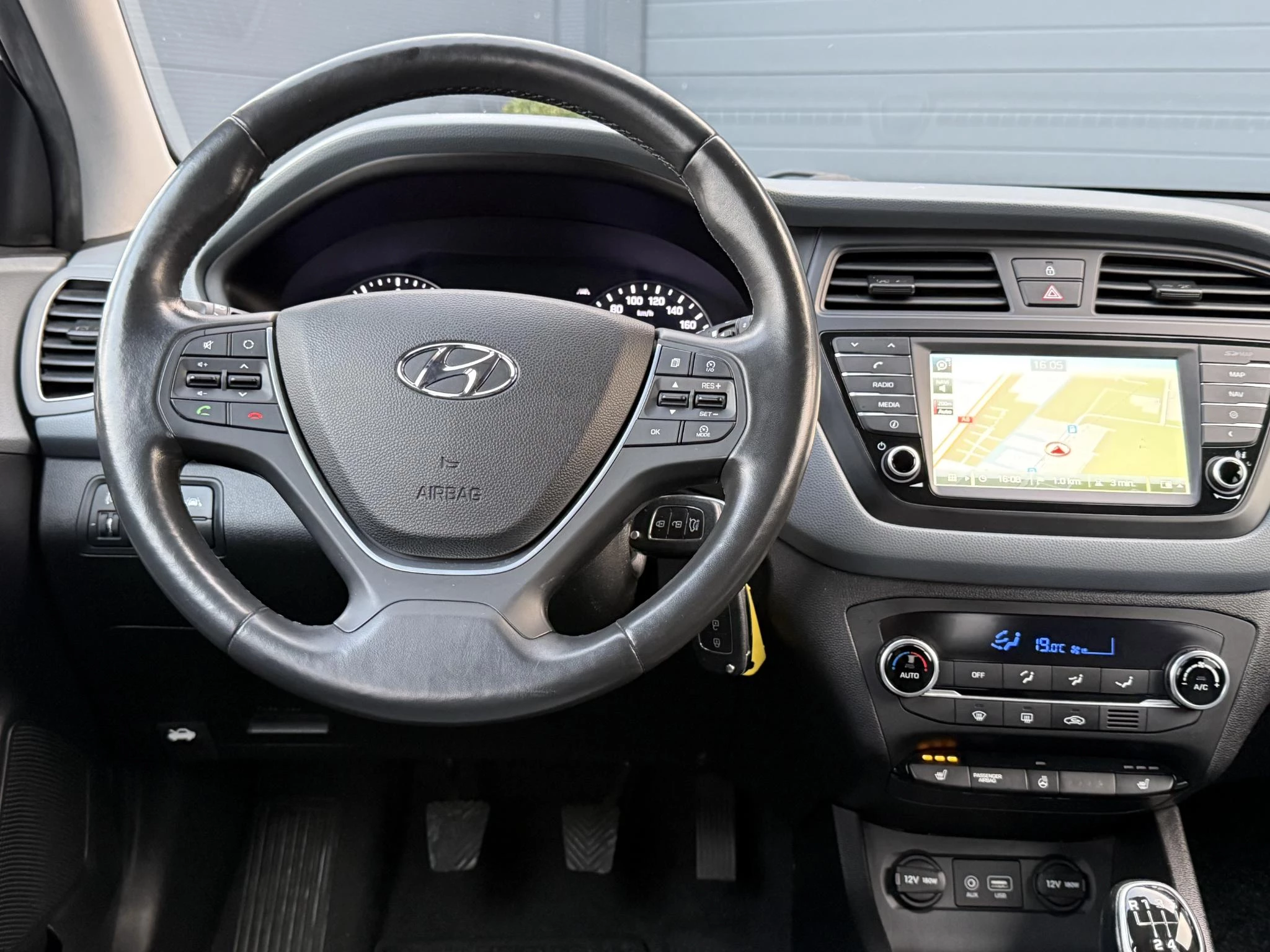 Hoofdafbeelding Hyundai i20
