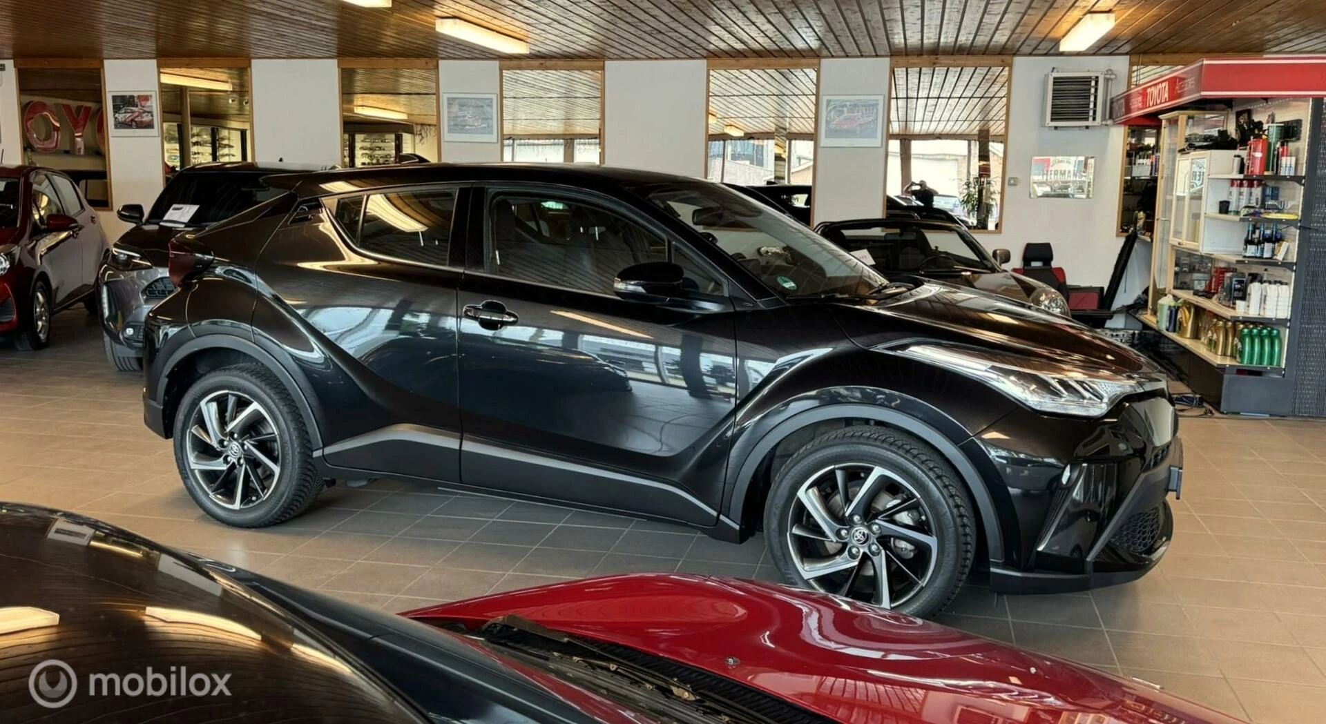 Hoofdafbeelding Toyota C-HR