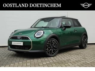 MINI 3-deurs Hatchback Cooper C Automaat / Favoured Trim / Pakket M / 18 inch Night Flash Spoke 2-tone