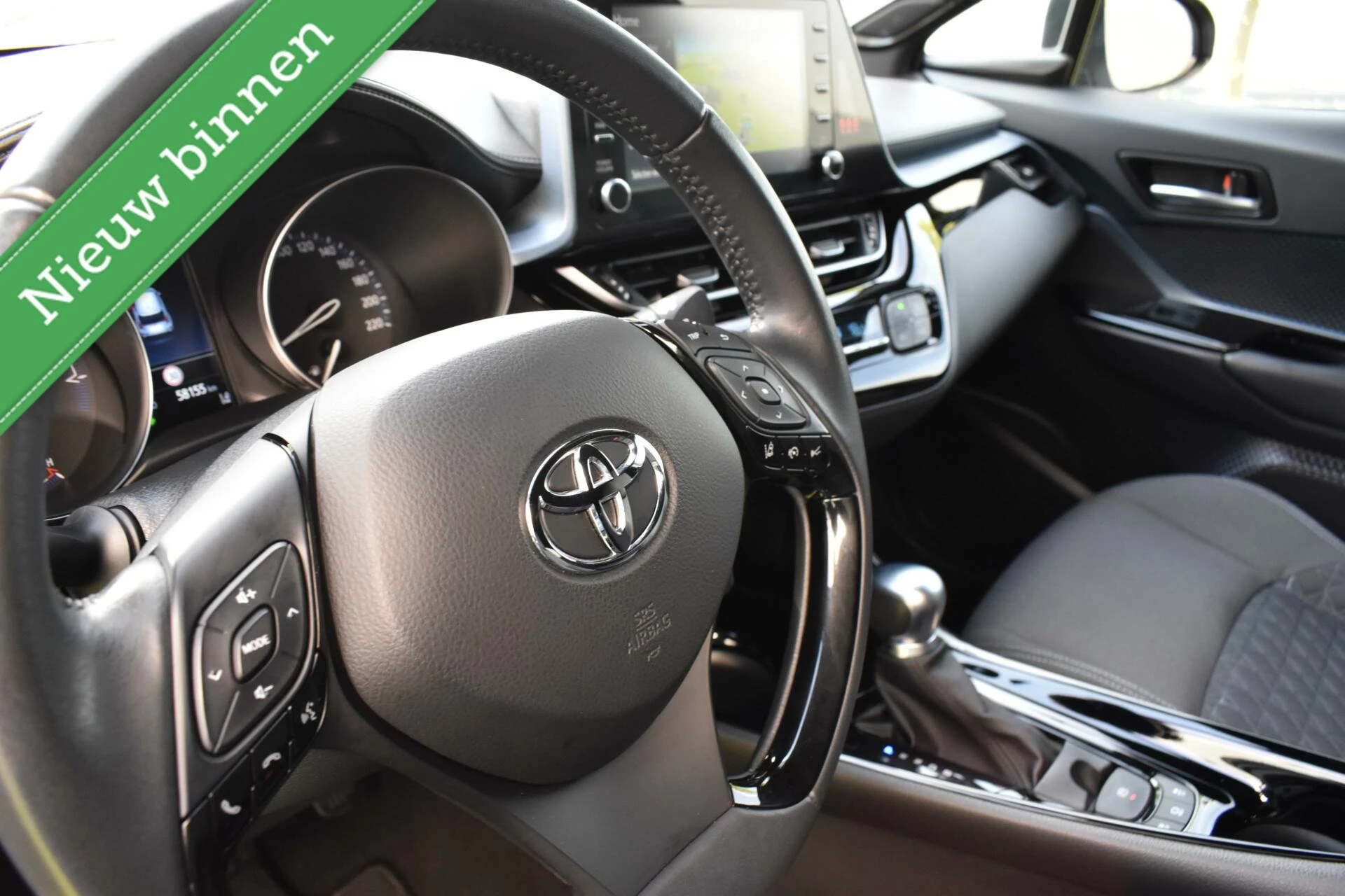 Hoofdafbeelding Toyota C-HR