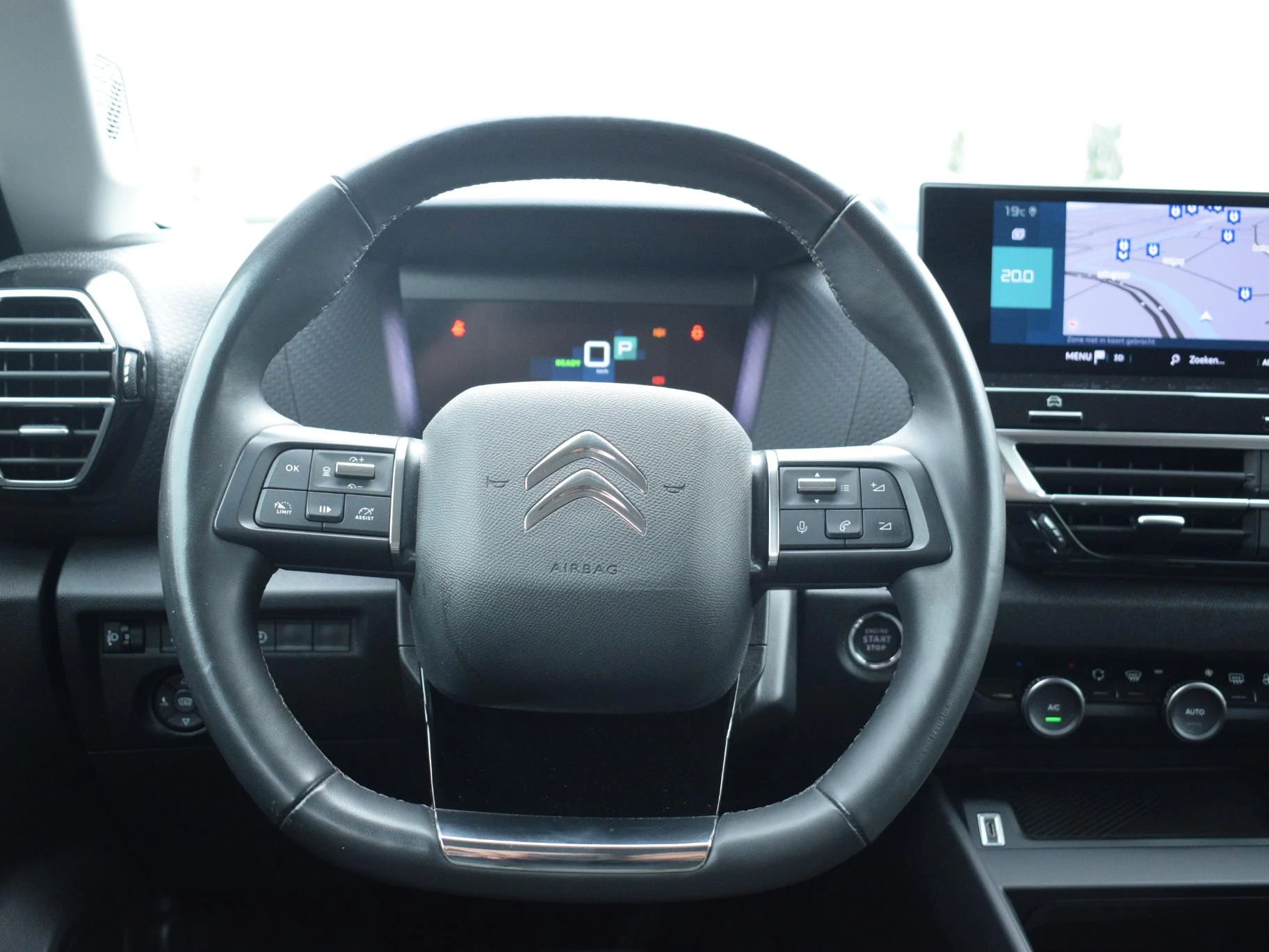 Hoofdafbeelding Citroën ë-C4