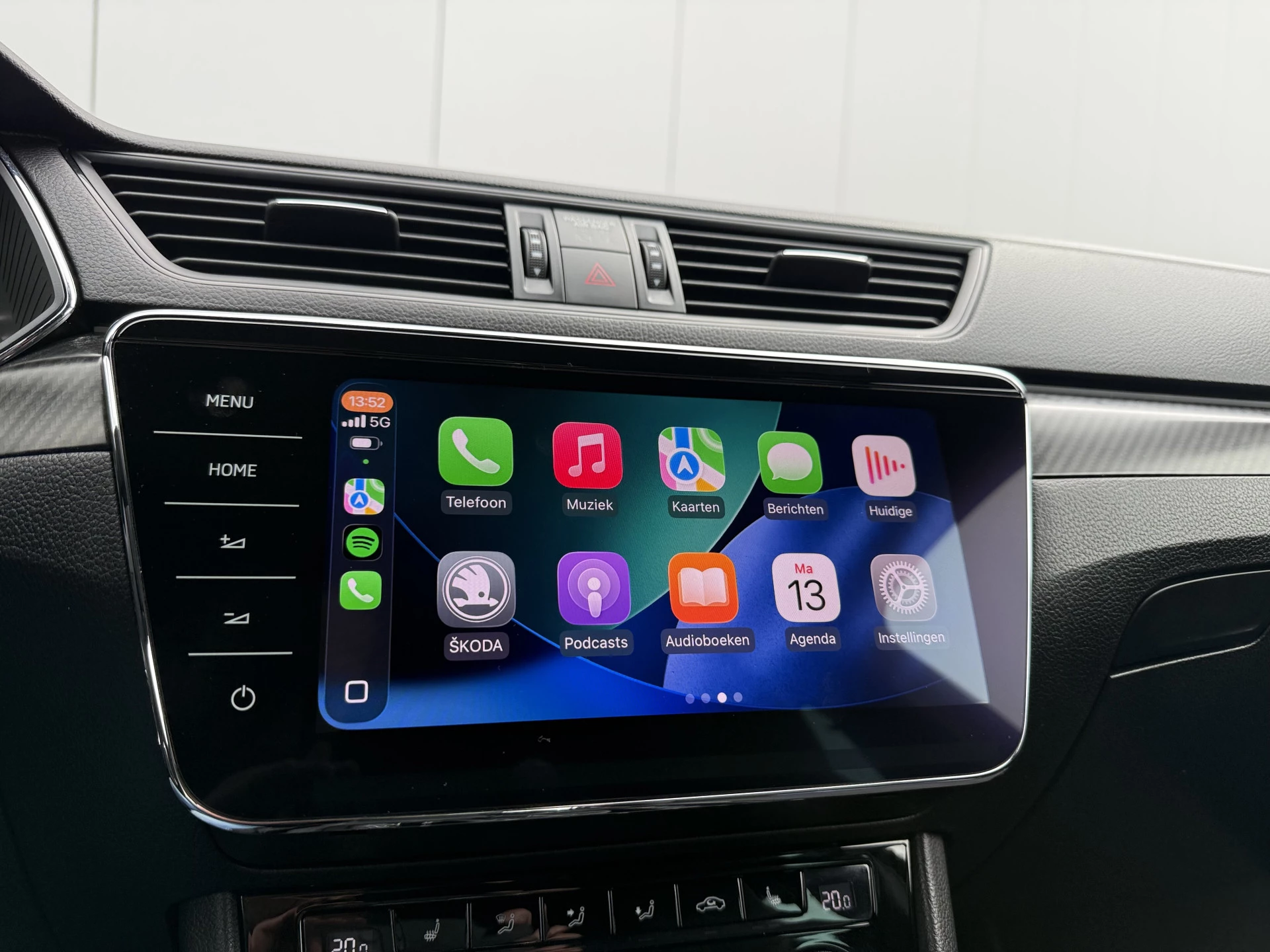 Hoofdafbeelding Škoda Superb