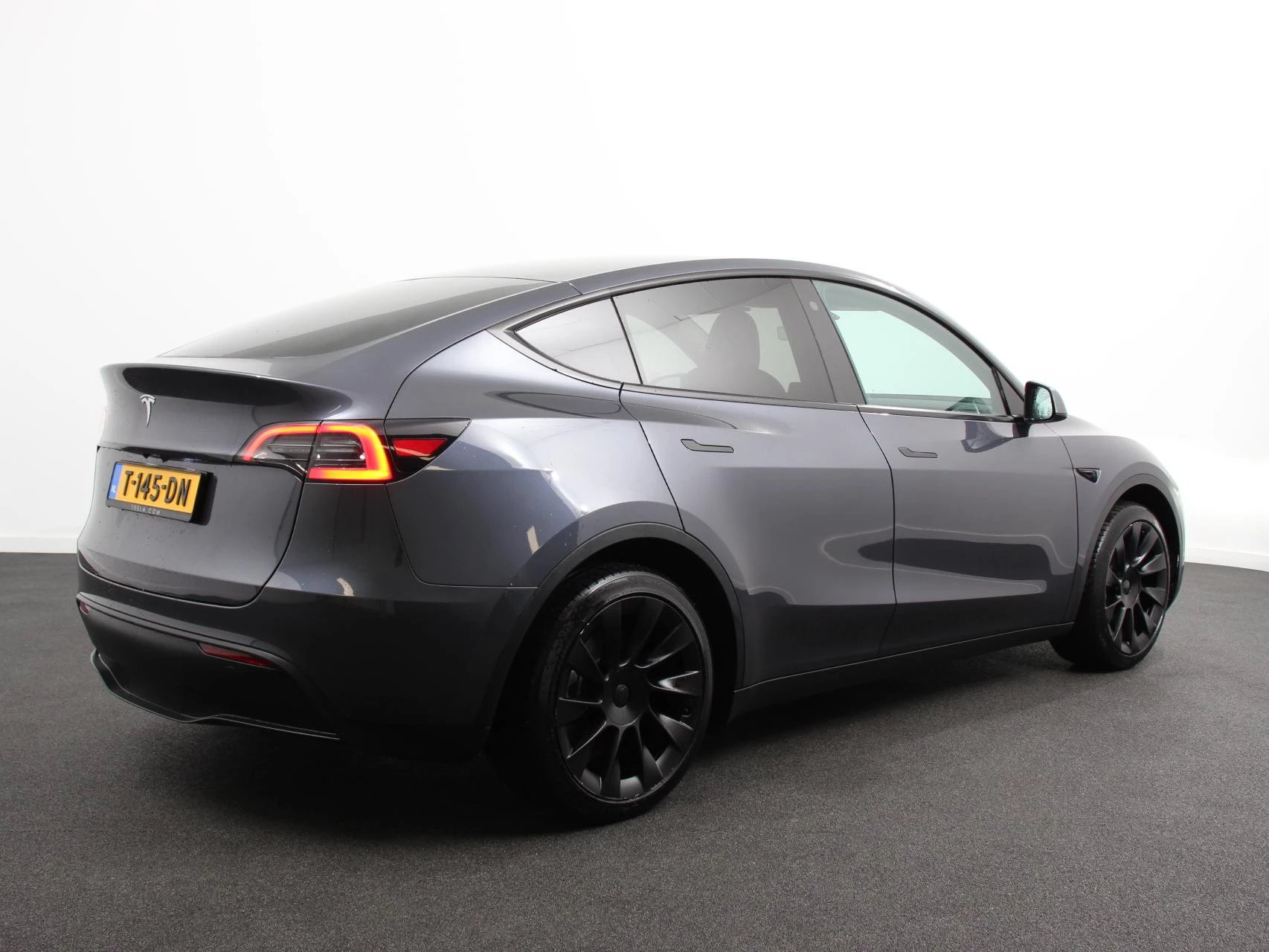 Hoofdafbeelding Tesla Model Y