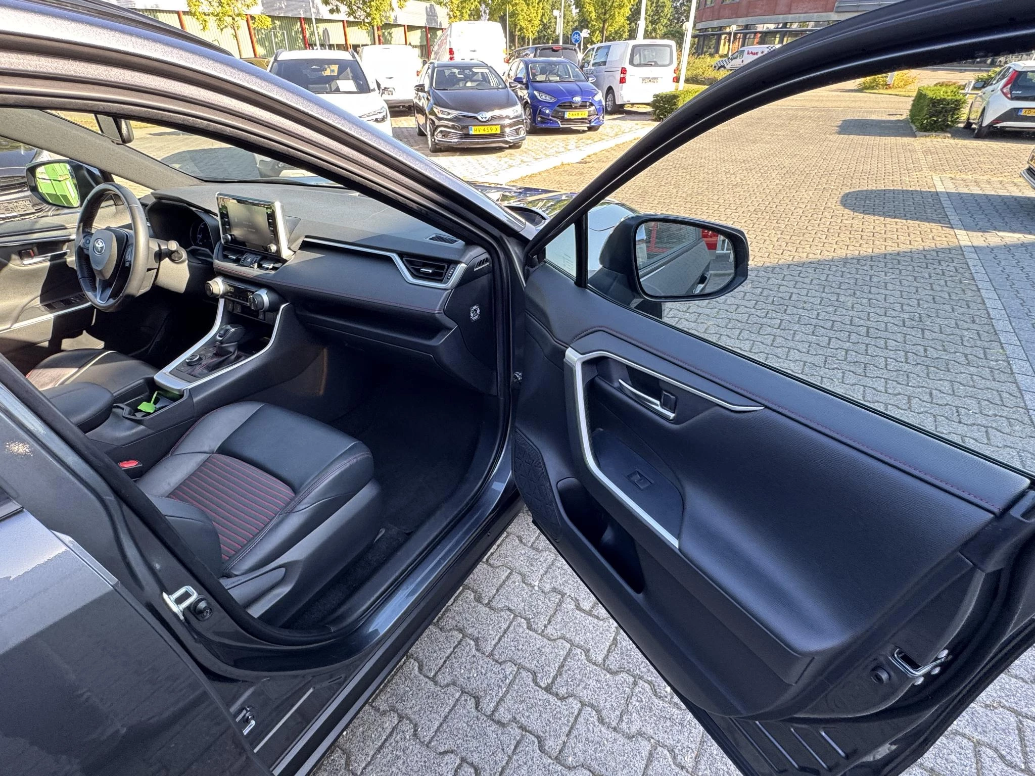 Hoofdafbeelding Toyota RAV4
