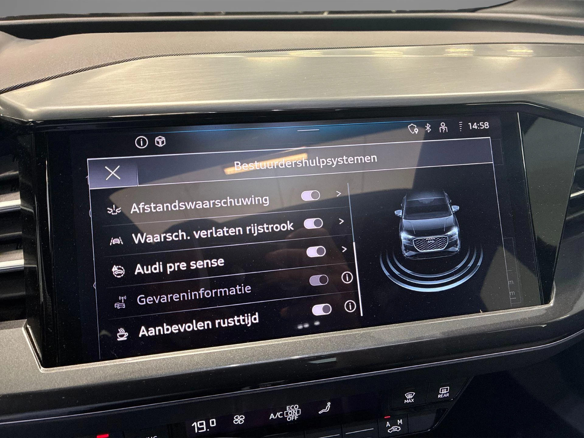 Hoofdafbeelding Audi Q4 Sportback e-tron