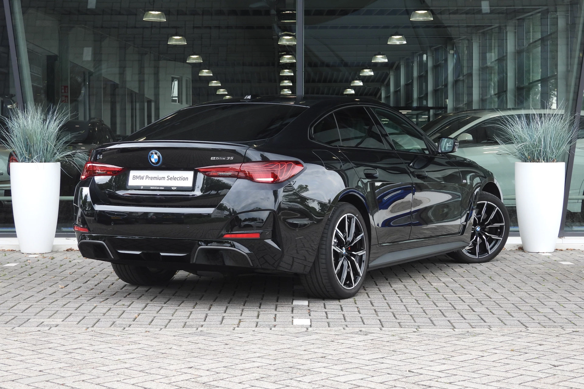 Hoofdafbeelding BMW i4