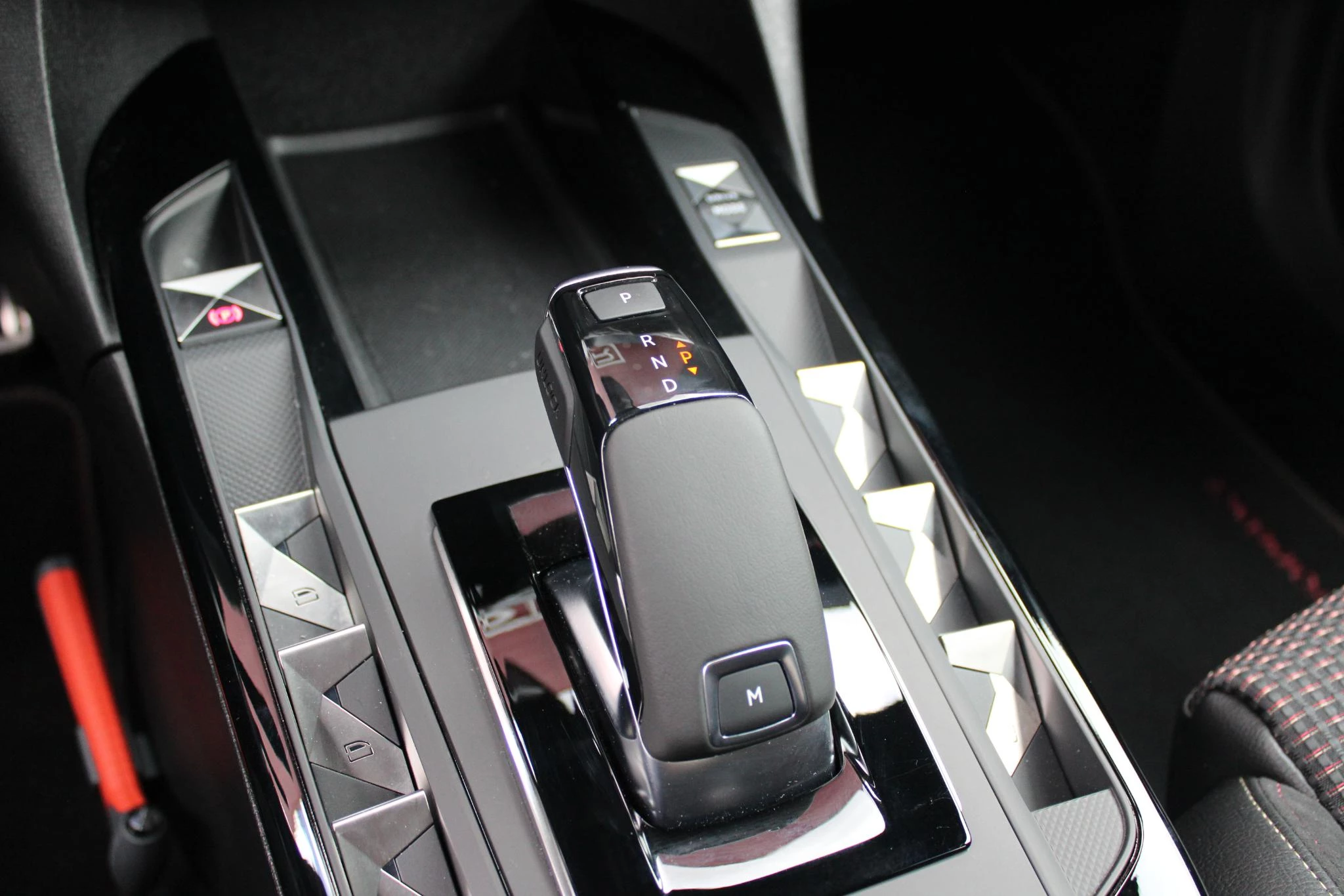 Hoofdafbeelding DS DS 3