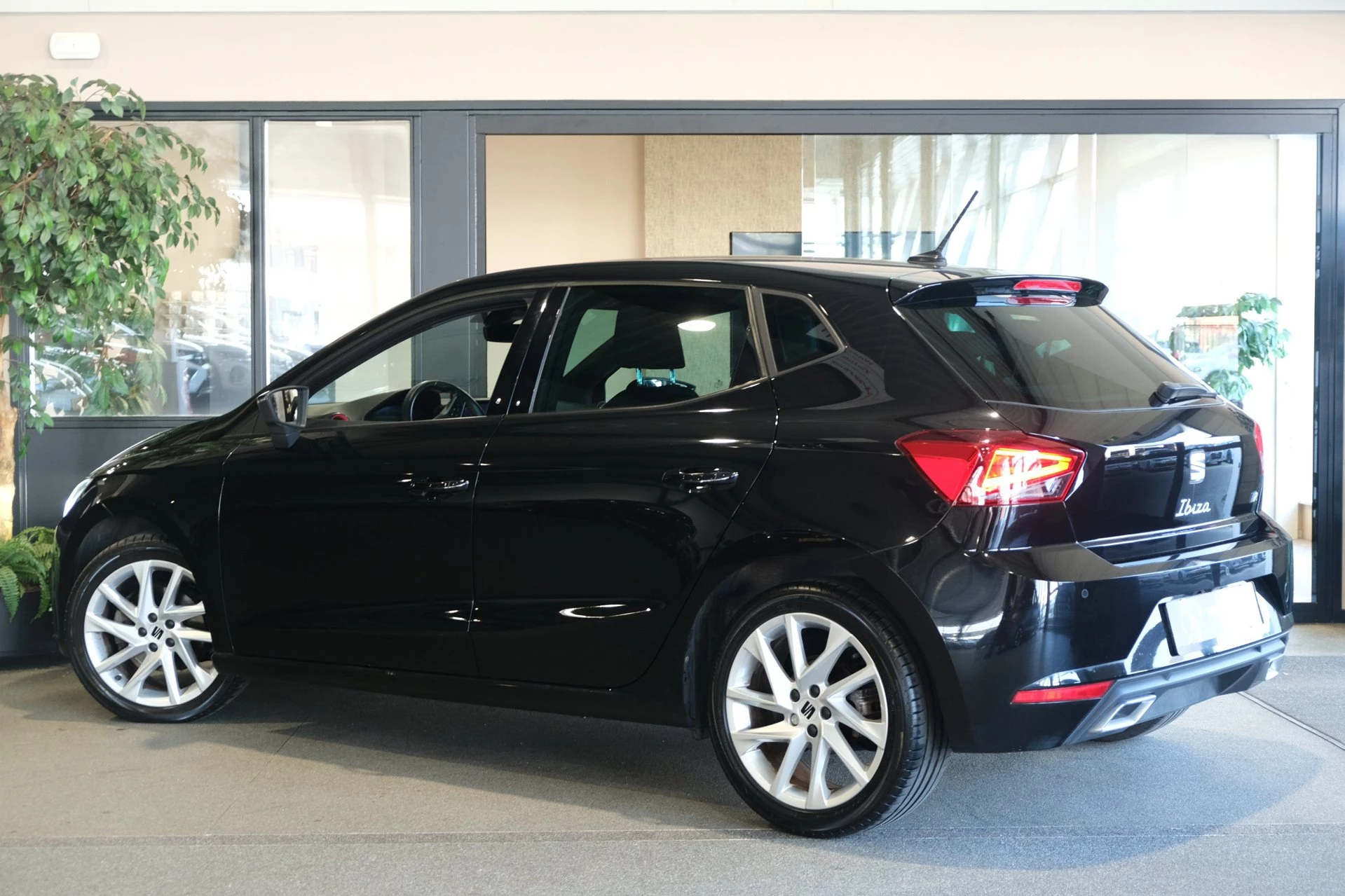 Hoofdafbeelding SEAT Ibiza