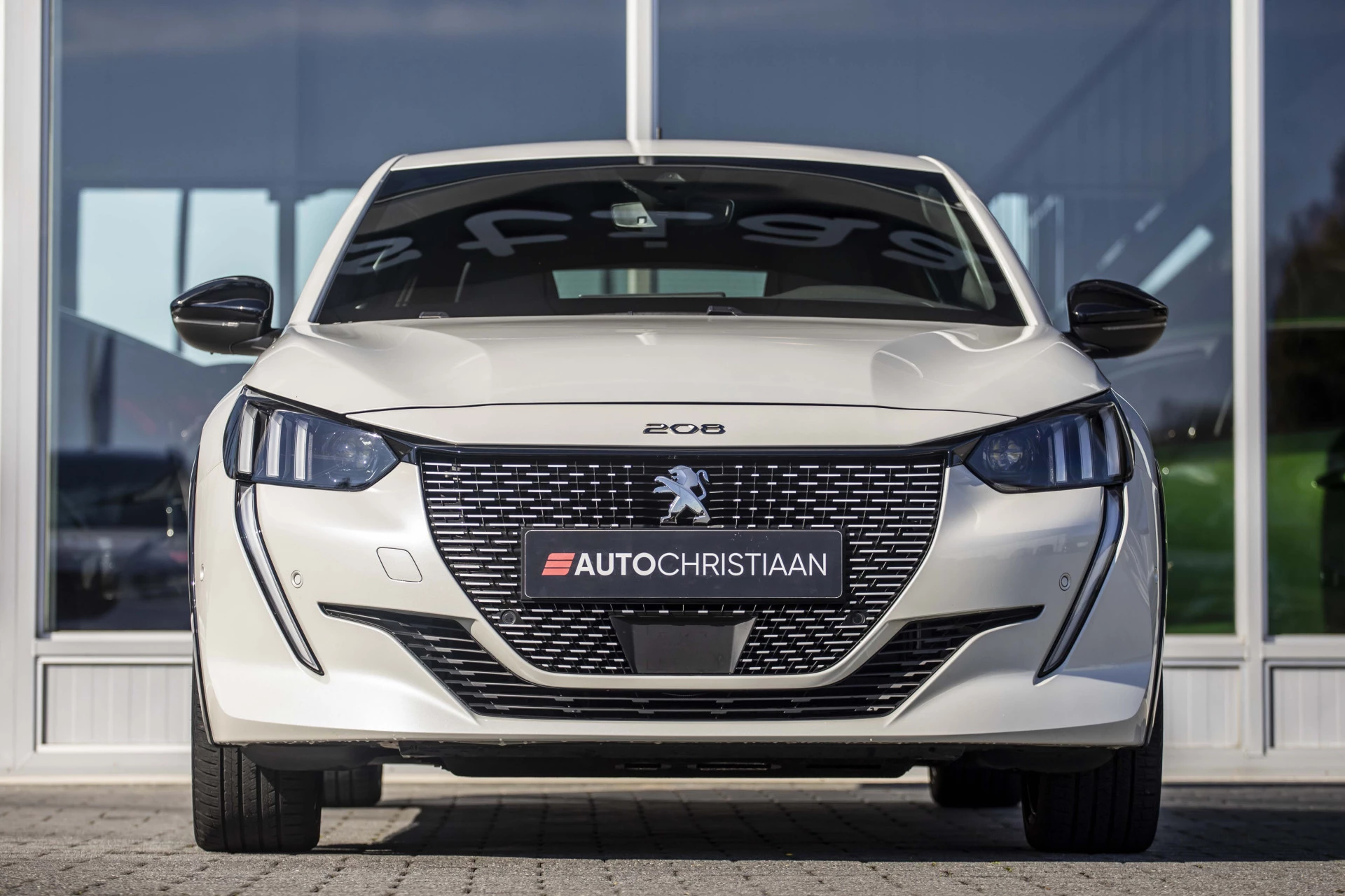 Hoofdafbeelding Peugeot e-208